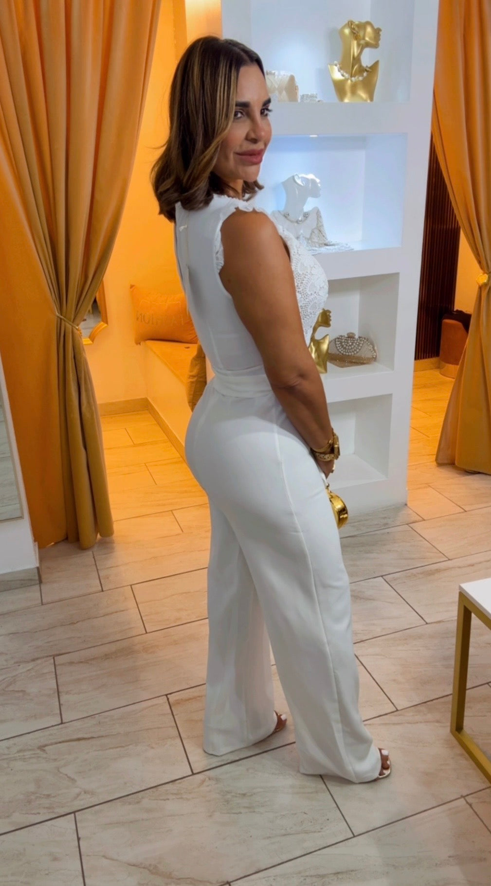 Montgomery White Jumpsuit (spandex) utilicé talla M