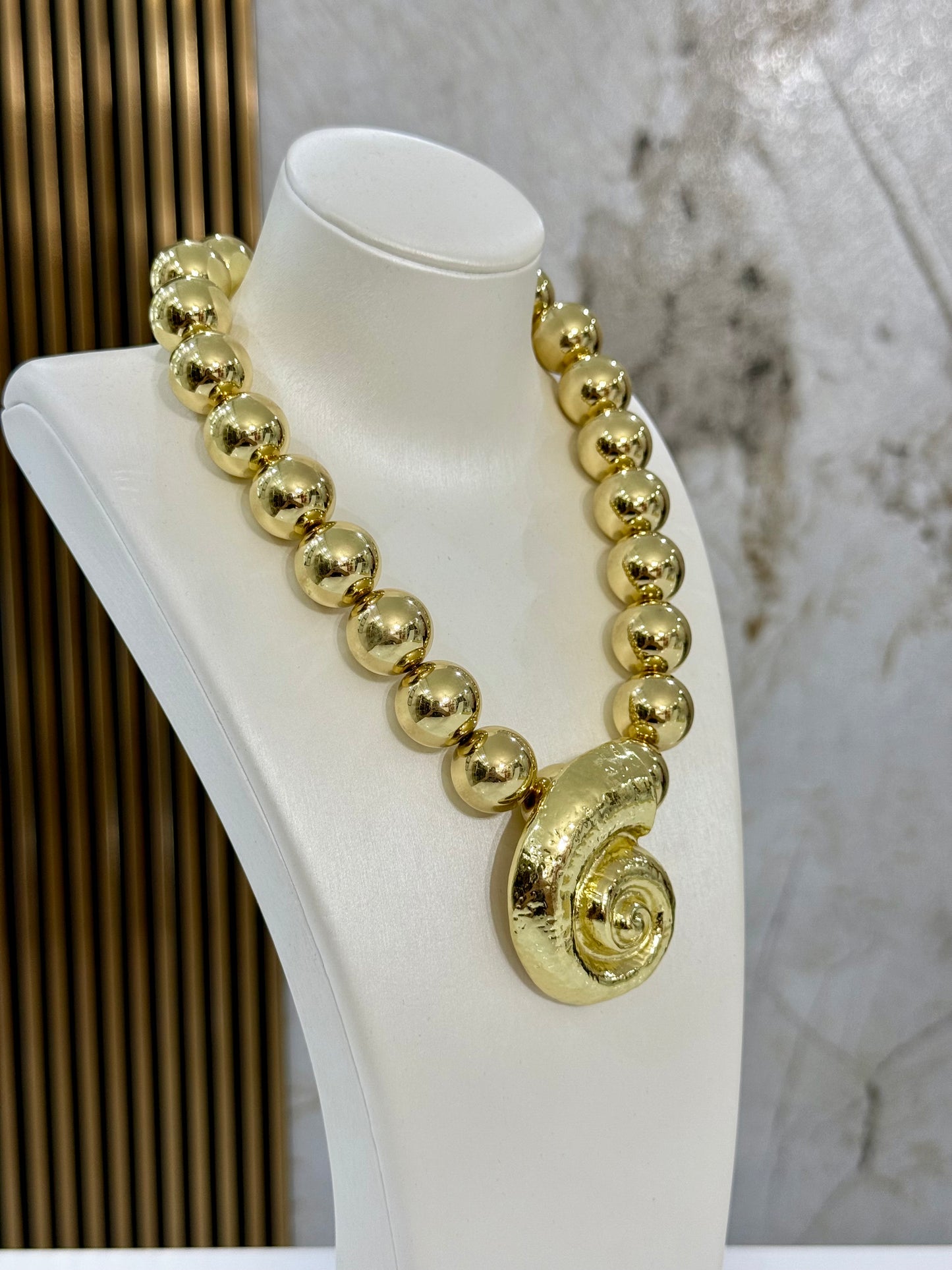 Shell Bold Necklace (Fantasía Fina)