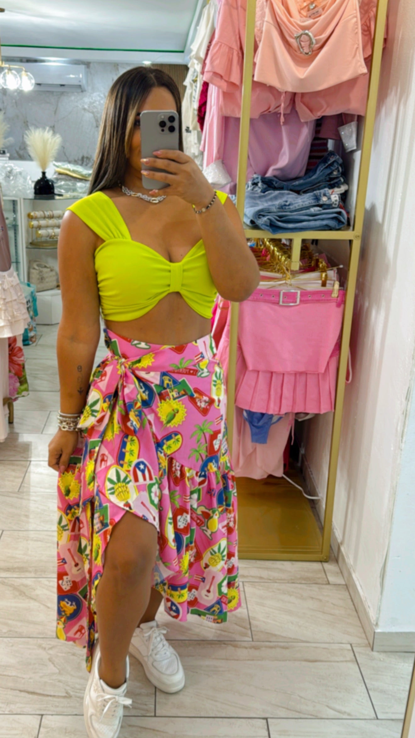Borinquen Pink Skirt (utilicé talla M/L)
