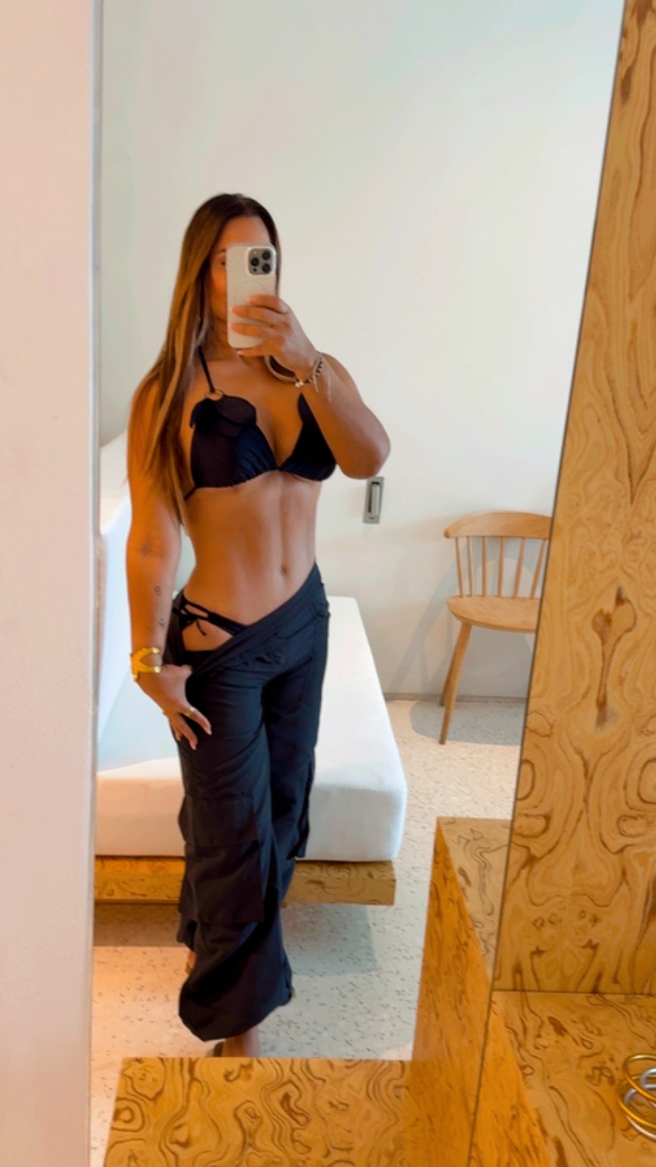 Mykonos Dove Black 3 Pieces Swimsuit (incluye pantalón cargo) colección 🇨🇴