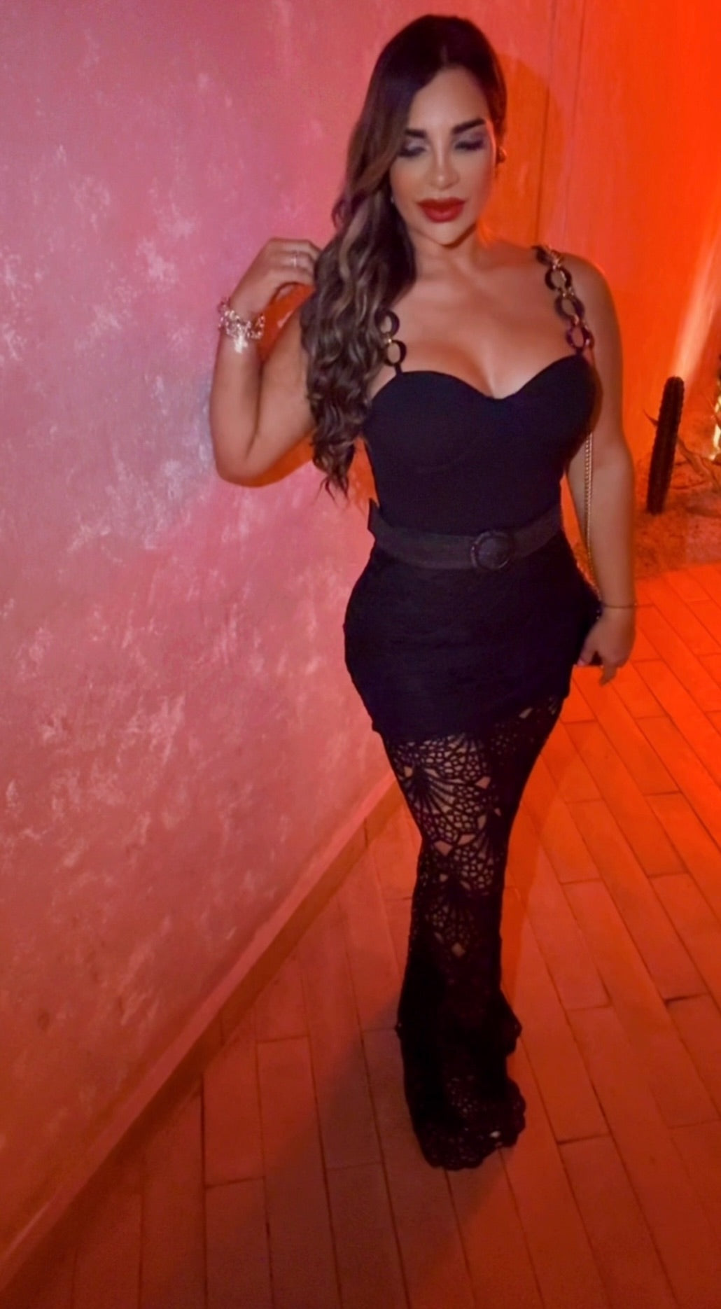 Dos Santos Black Dress (stretch) utilicé talla médium