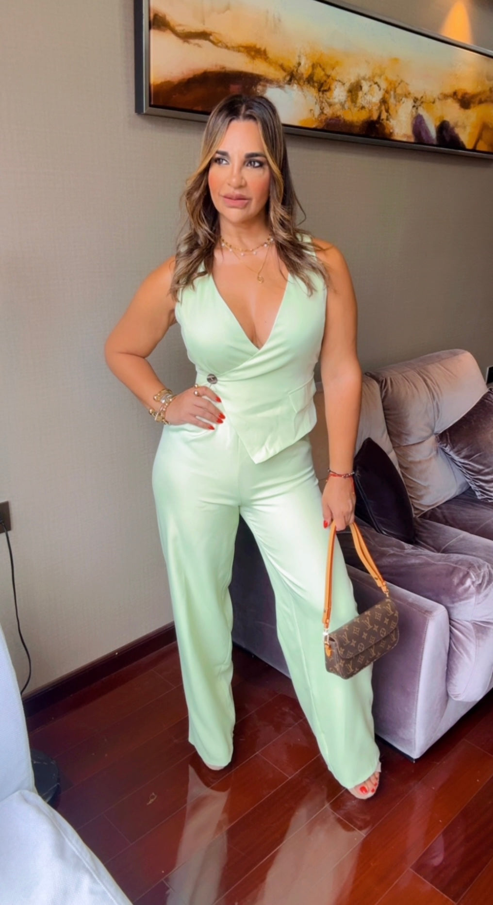 Shaanxi Pastel Green Jumpsuit Restock!! (corre un poco grande) llegan el sábado 10 de Mayo