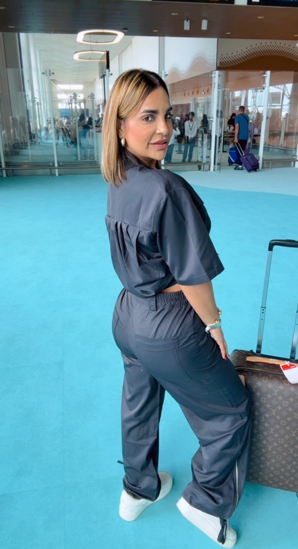 Velana AirPort Travel Black Formal Set (spandex) utilicé talla M