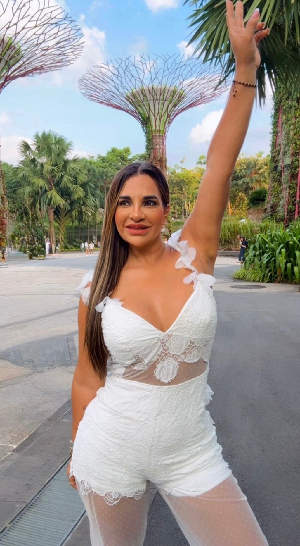 Avatar White Lace Jumpsuit (utilicé talla médium)