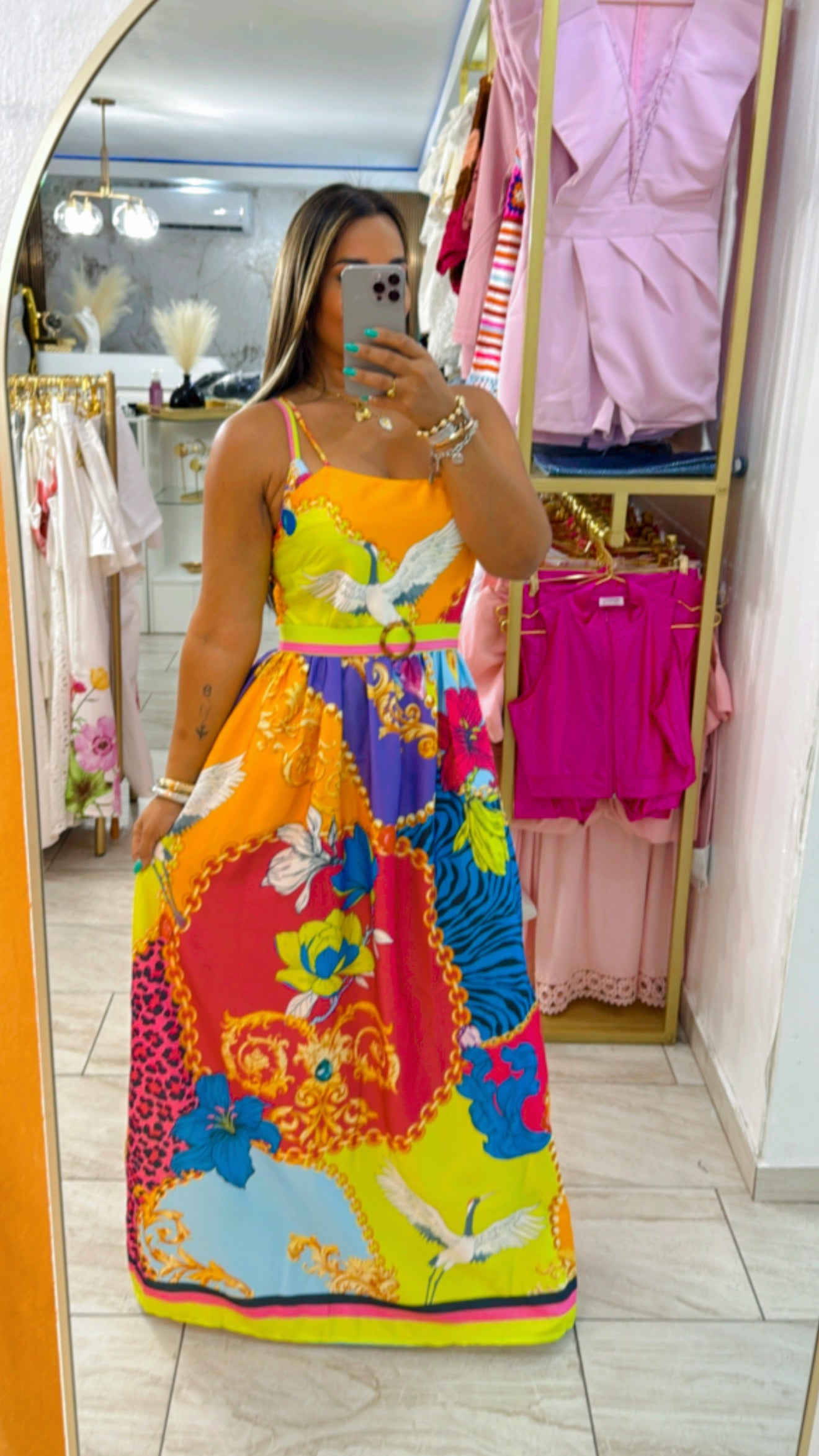 Filipinas Dress (tiene elástico en la parte trasera superior) utilicé Médium