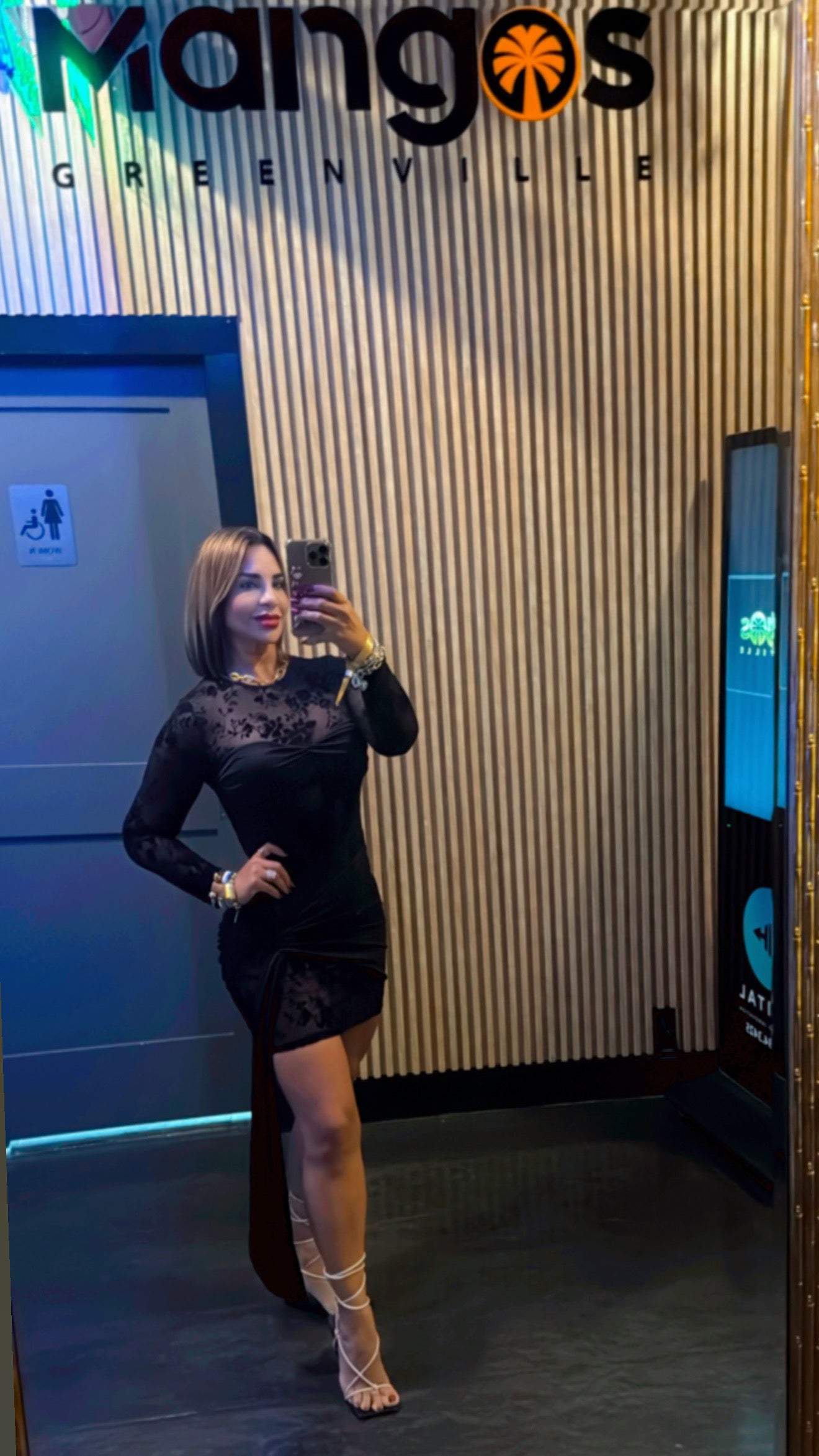 Restock Mangos Black Dress, Llegan el próximo Miércoles(stretch) utilicé talla Médium