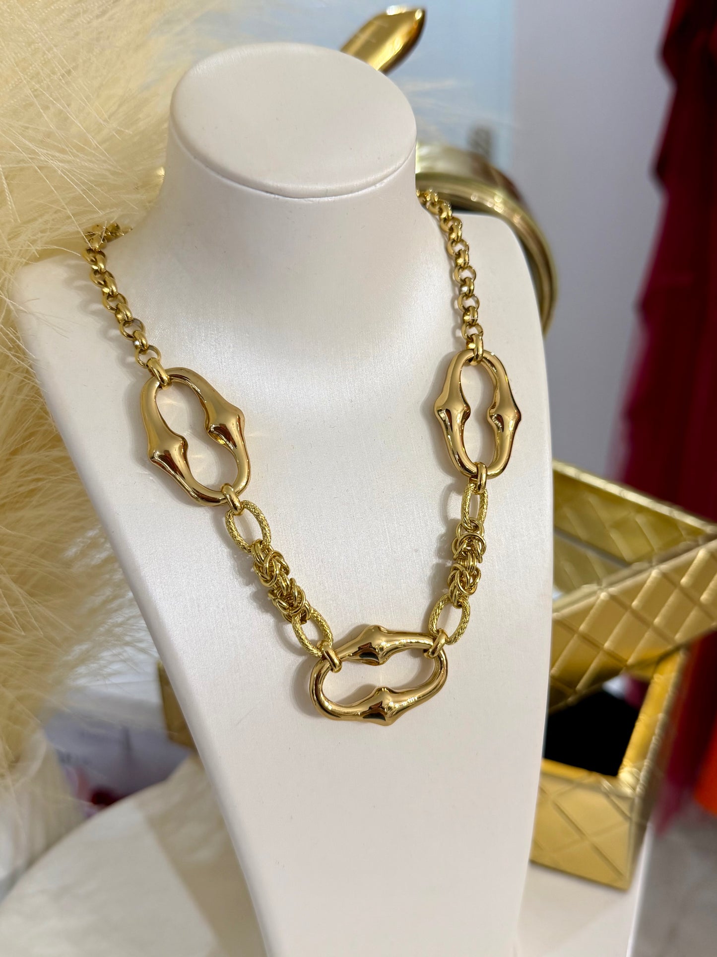 The Medallion Necklace Stainless Steel