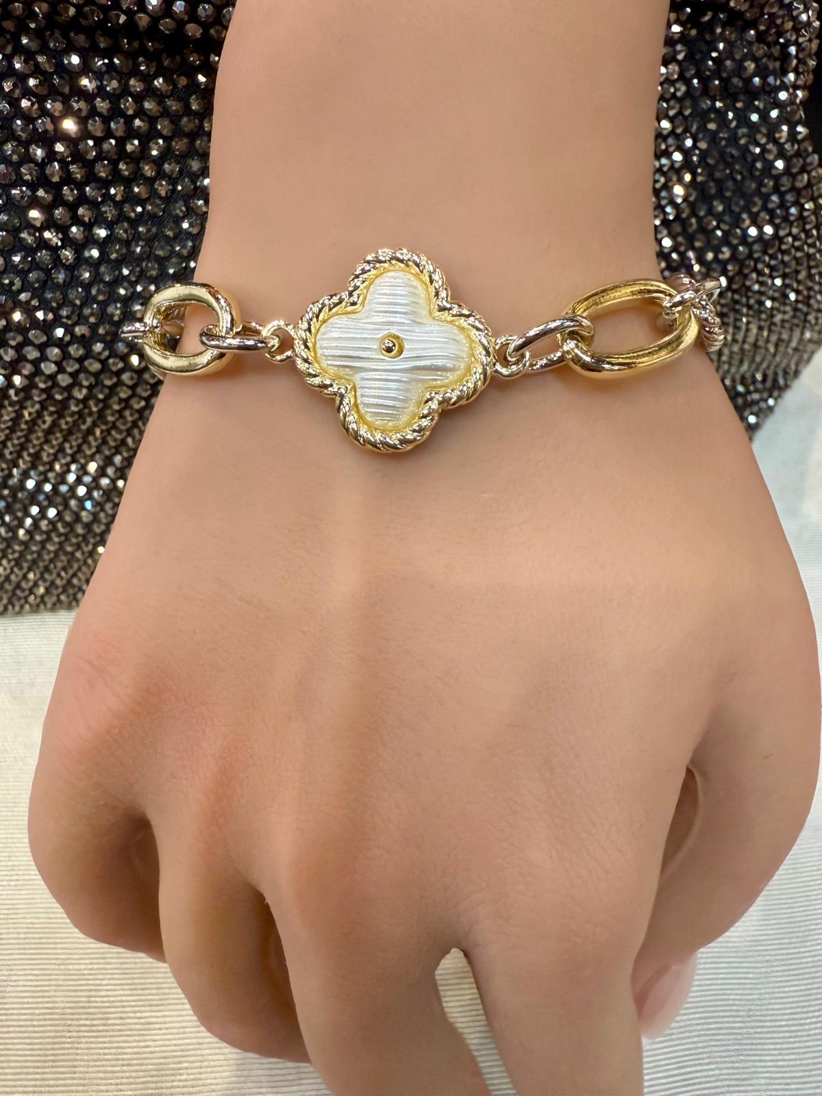 Folly Shine Clover Bracelet (Two Tones) (Gold Plated)