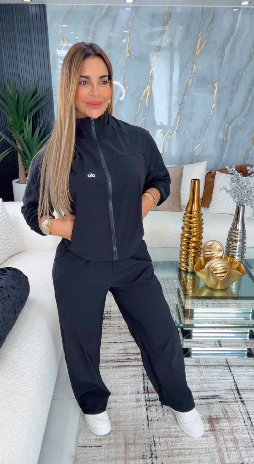 Alo Black Jacket Set (spandex)