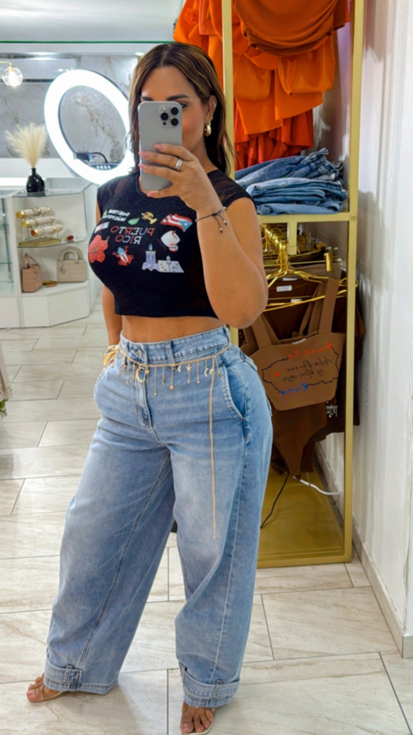 Vibrant Jean Pant (cinturón en la pata) utilicé talla 3