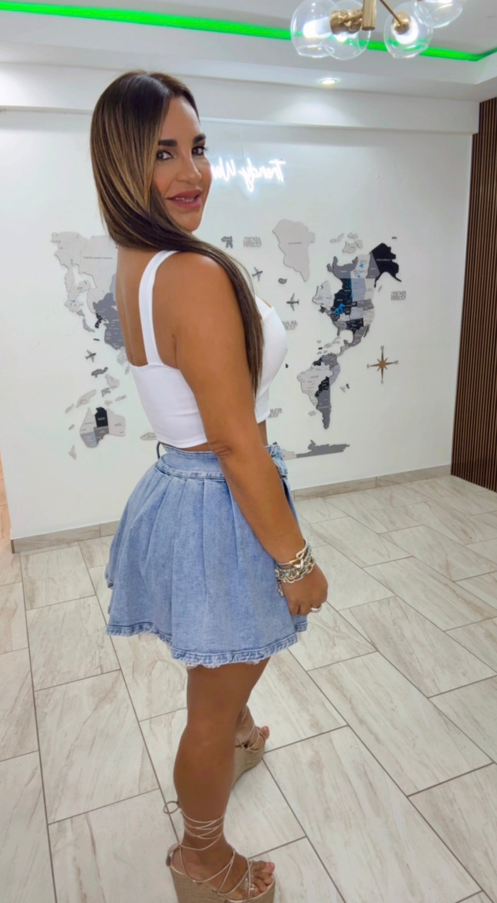 Georgia Denim Skirt (stretch ) Trae short integrado.