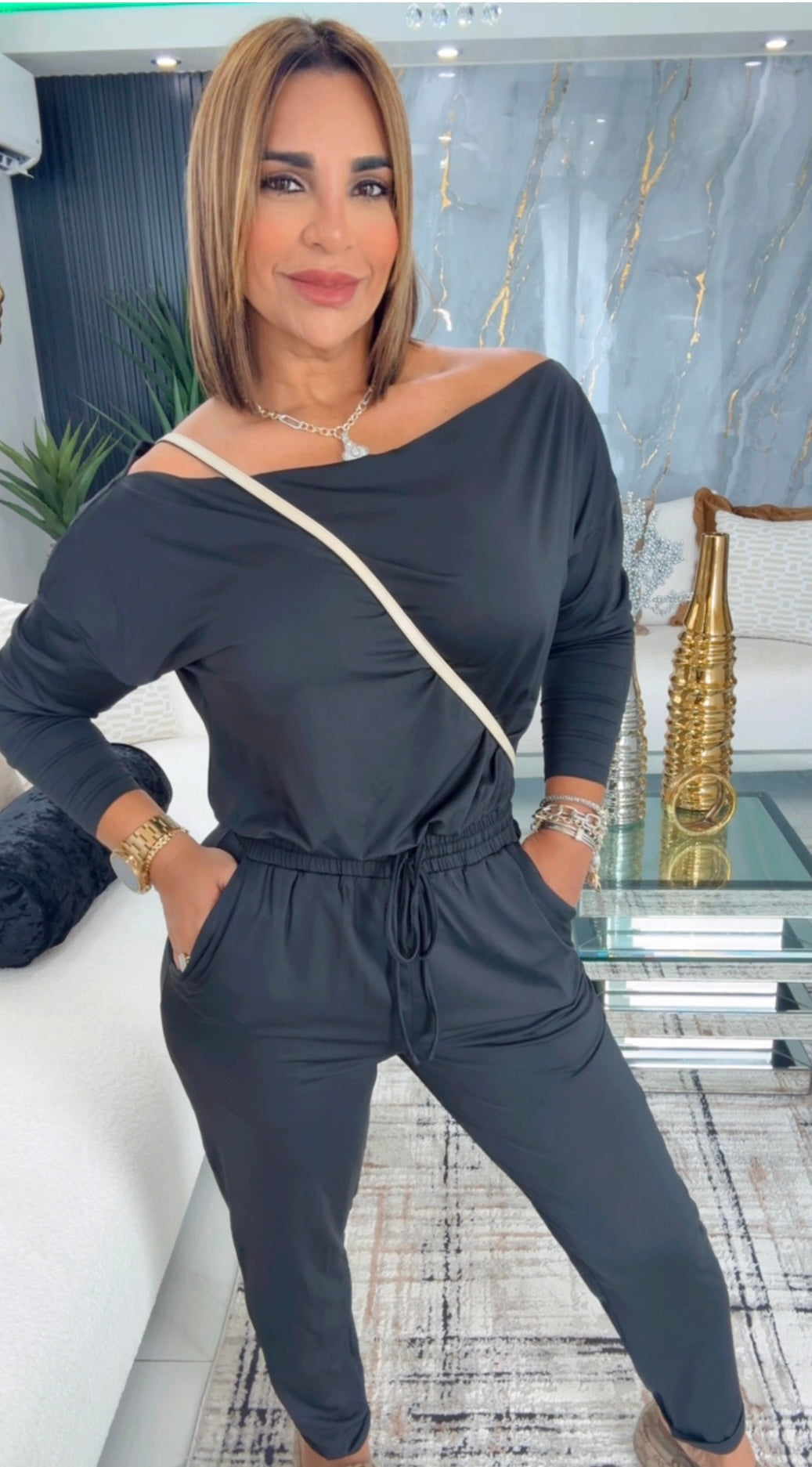 Cornelia Black Jumpsuit (stretch) utilicé talla M