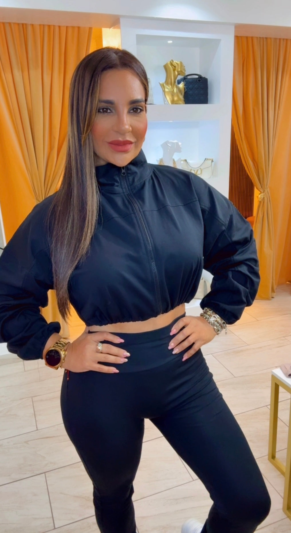 Restock Traveling Black Set, Llegsn en próximo miércoles. (stretch) utilicé talla M