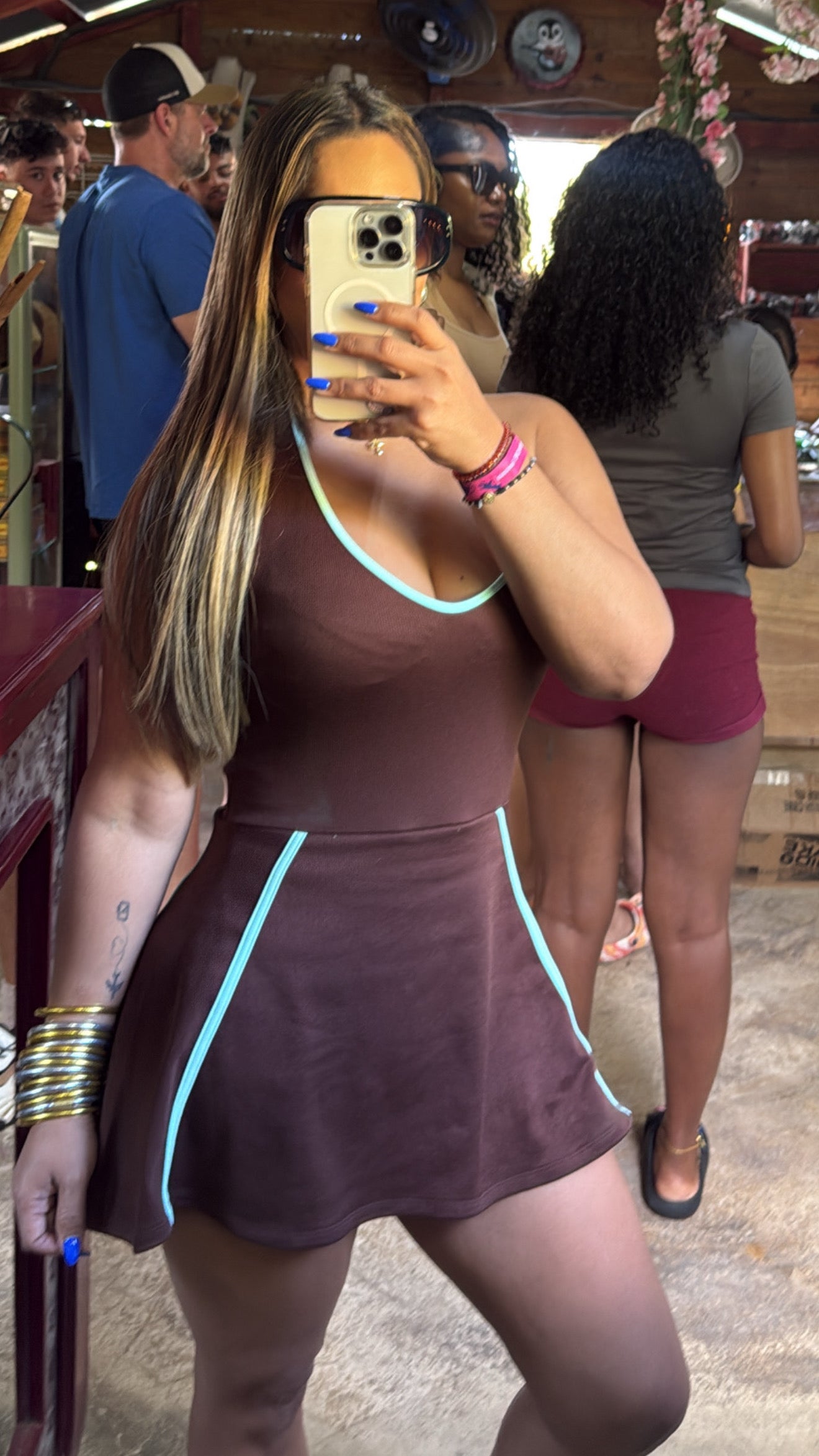 Buggy Sport Romper Dress (spandex) utilicé M/L