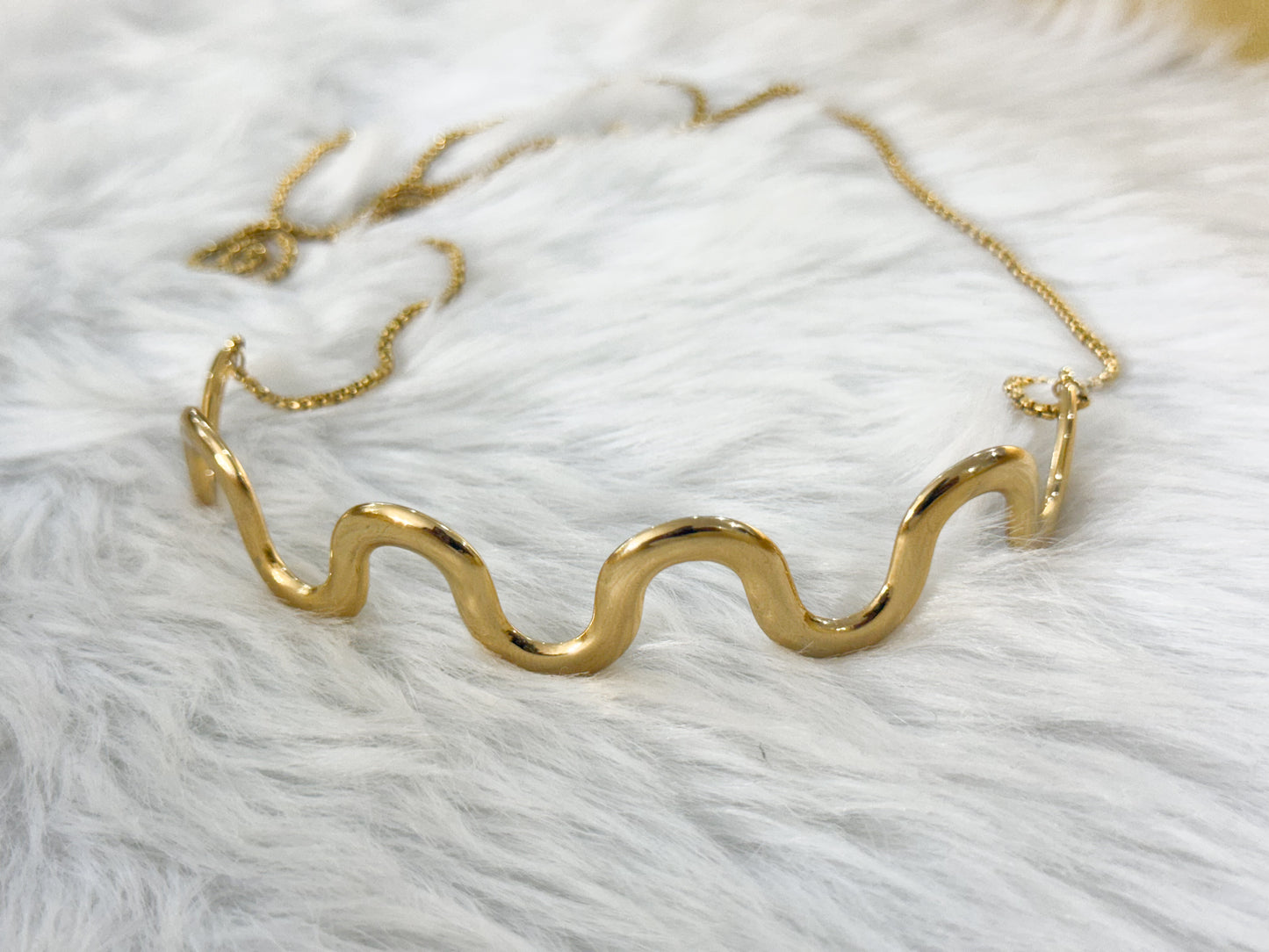 Wave Gold Necklace (Stainless Steel) (Ajustable)