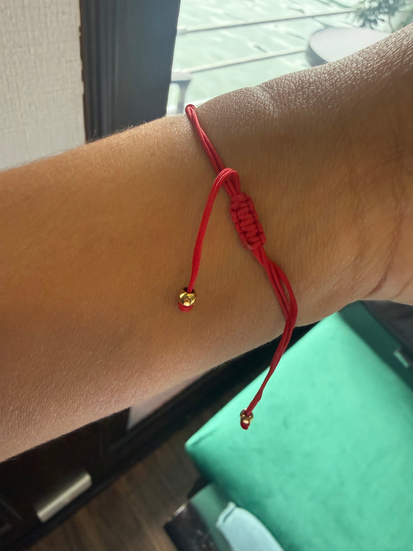 Love Travel Red Bracelet (oro acero inoxidable)