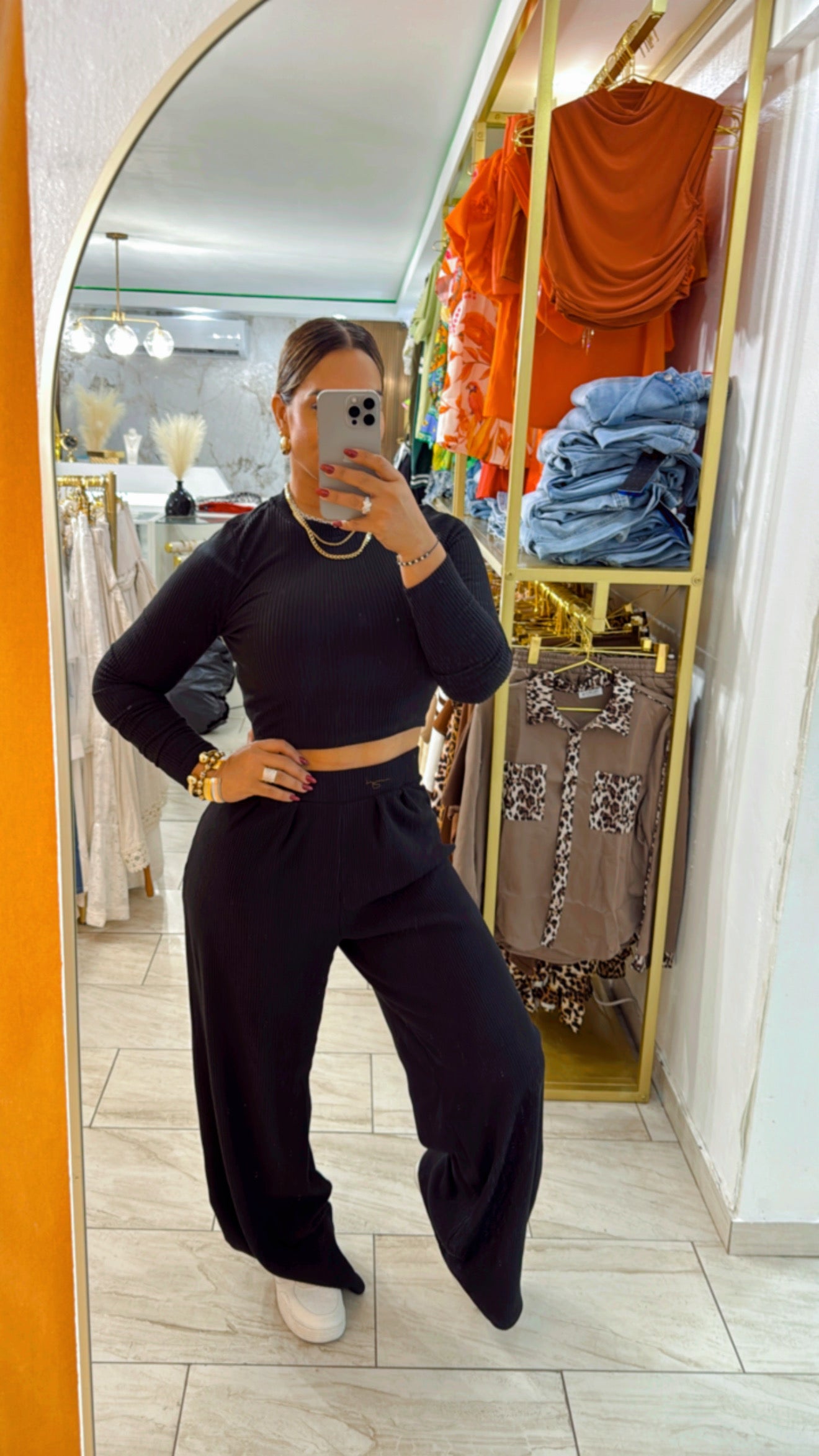 Segovia Black Set (stretch)