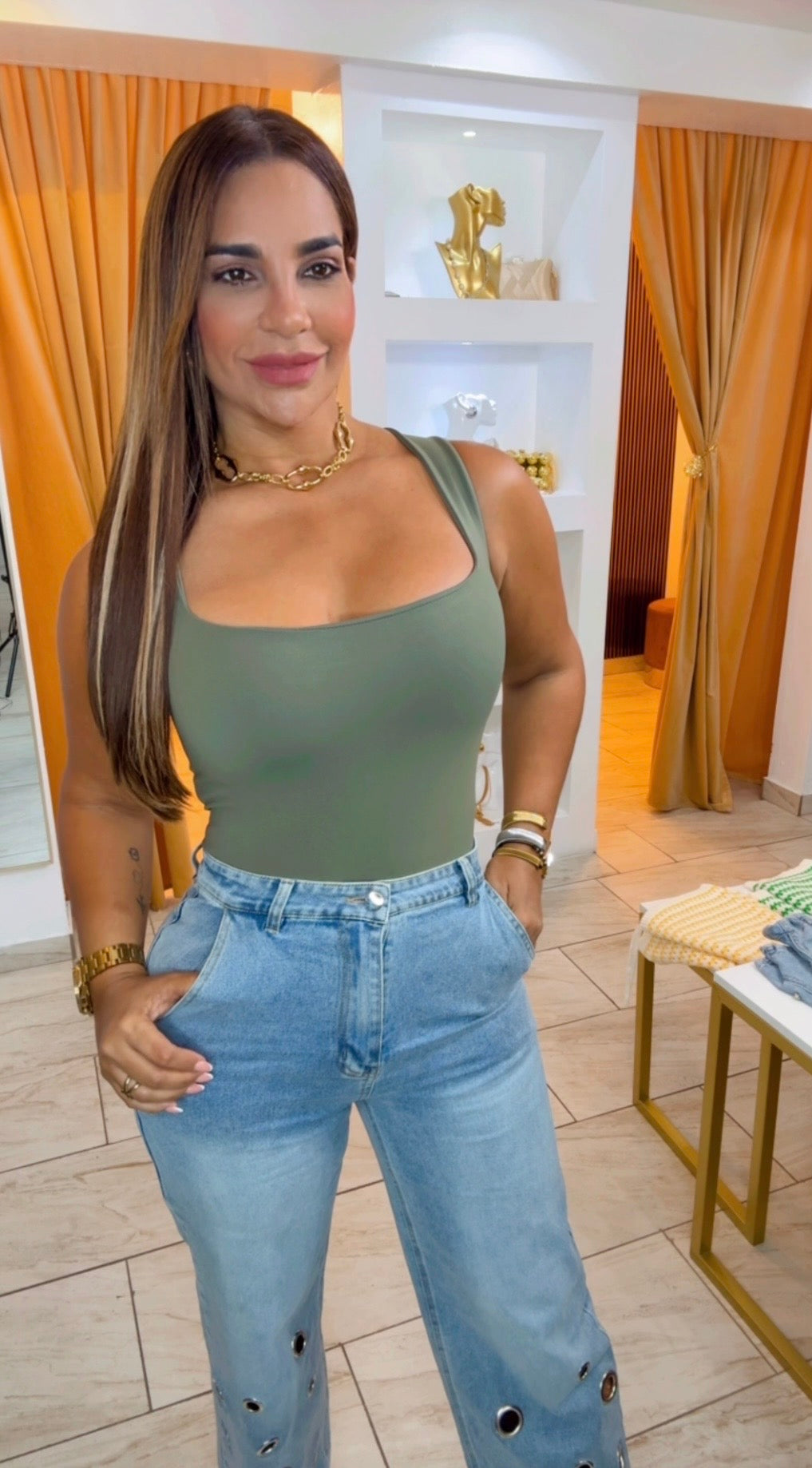 Dynamic Olive Bodysuit (tipo faja)