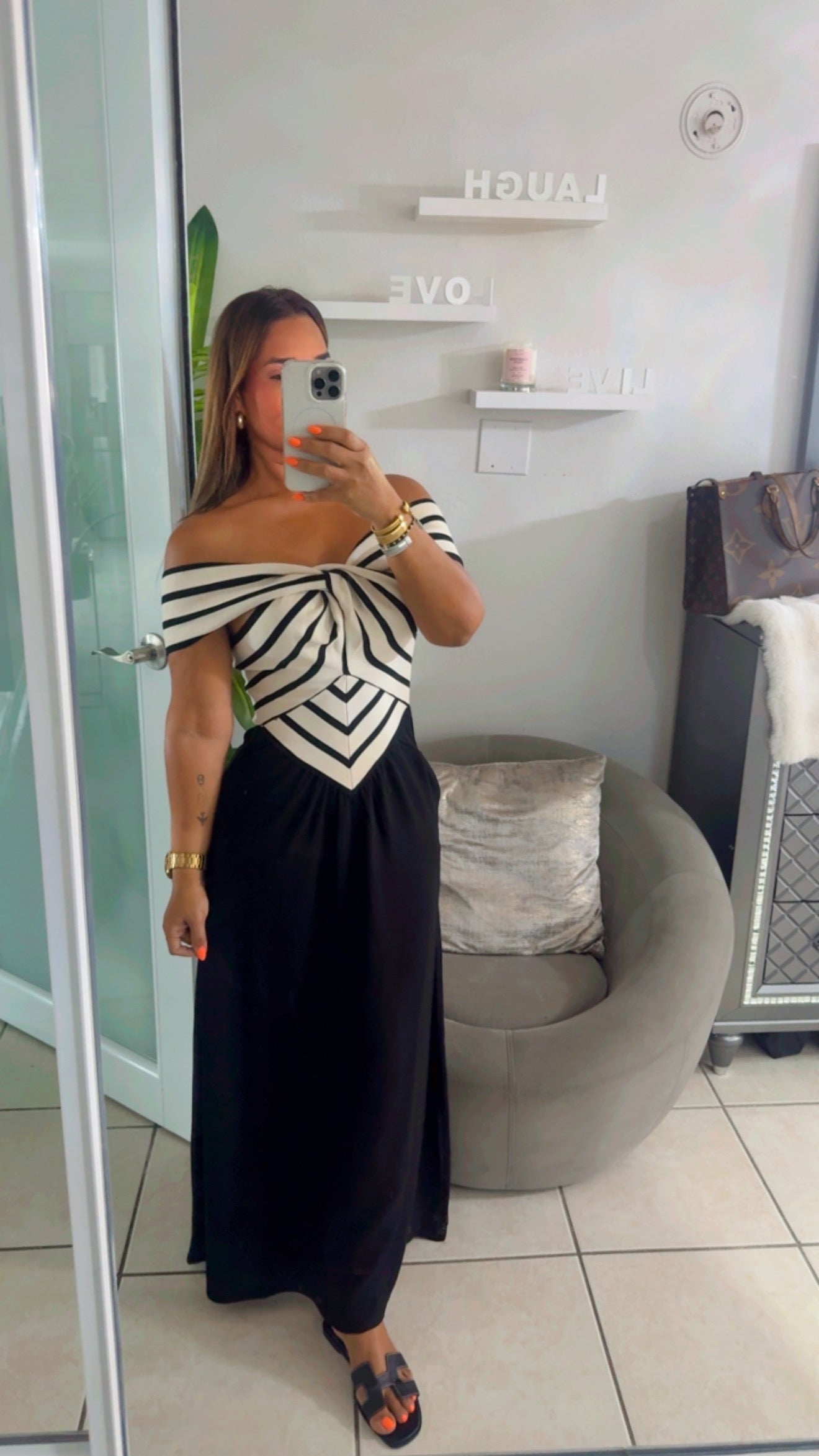 El Salvador Black Dress (spandex) utilicé talla M/L