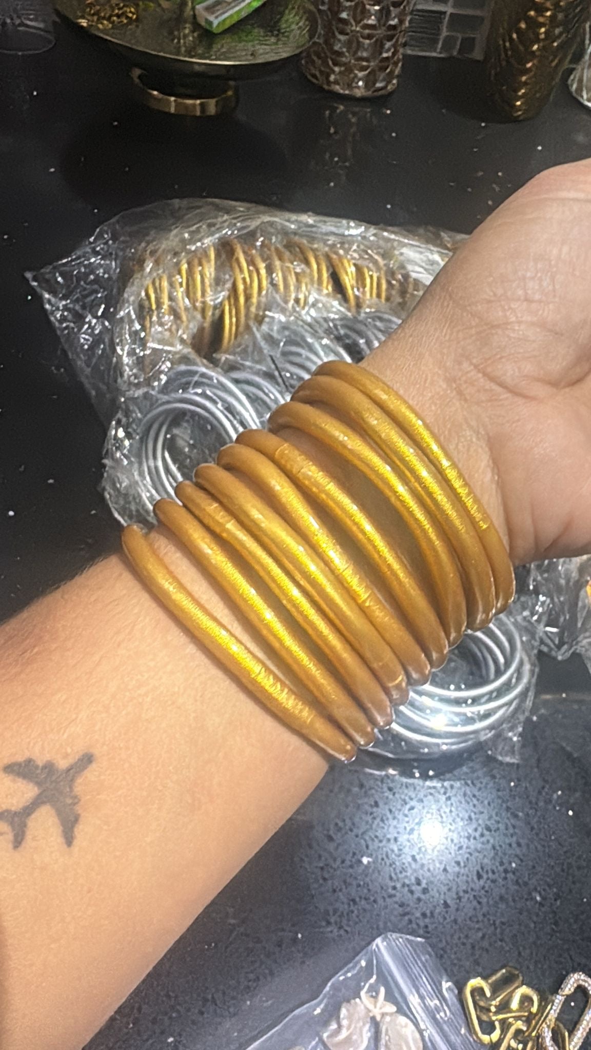 Gold Jelly Bangle (9 pieces)