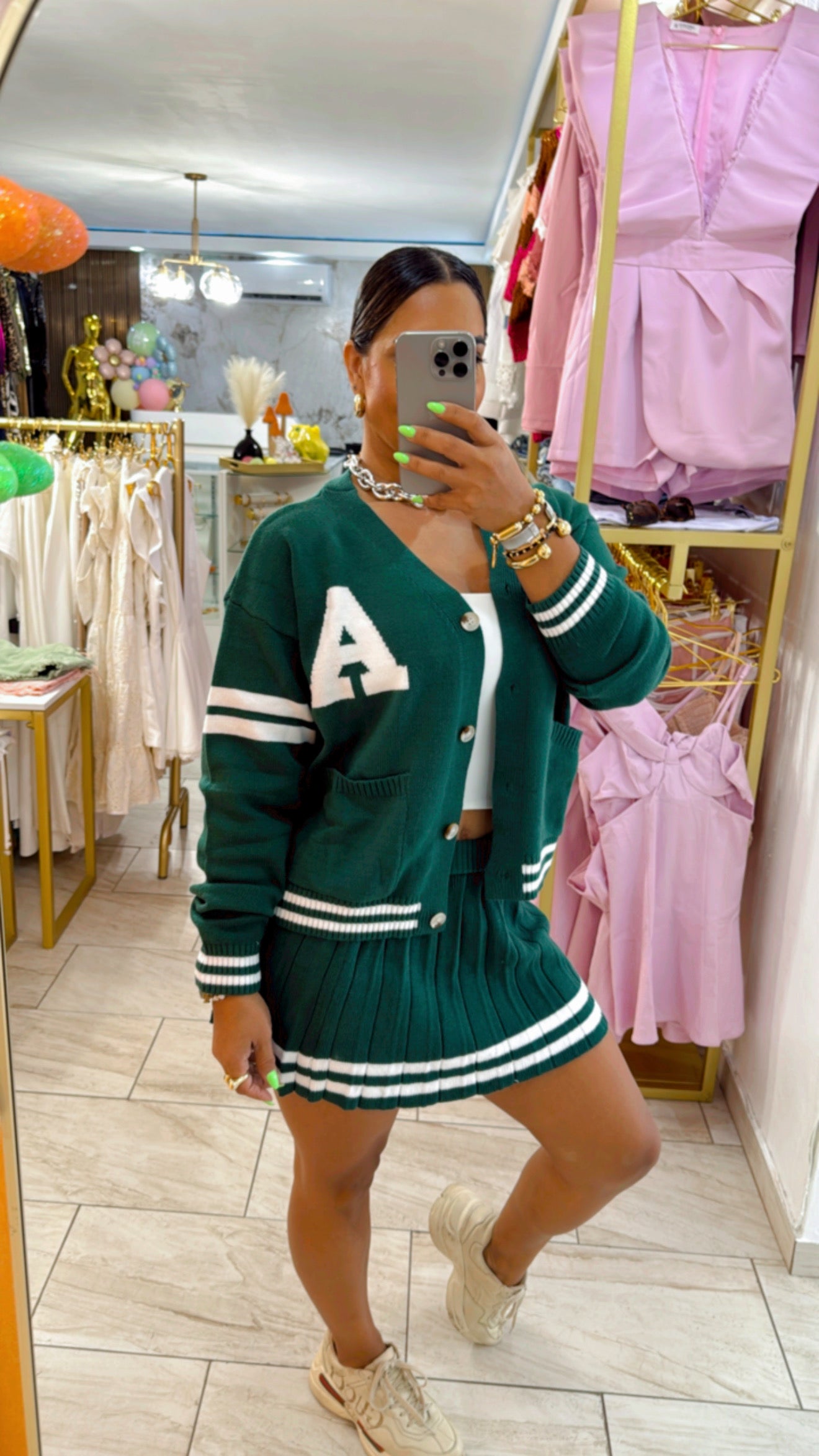 Austria Hunter Green Skirt Set (stretch) no incluye top