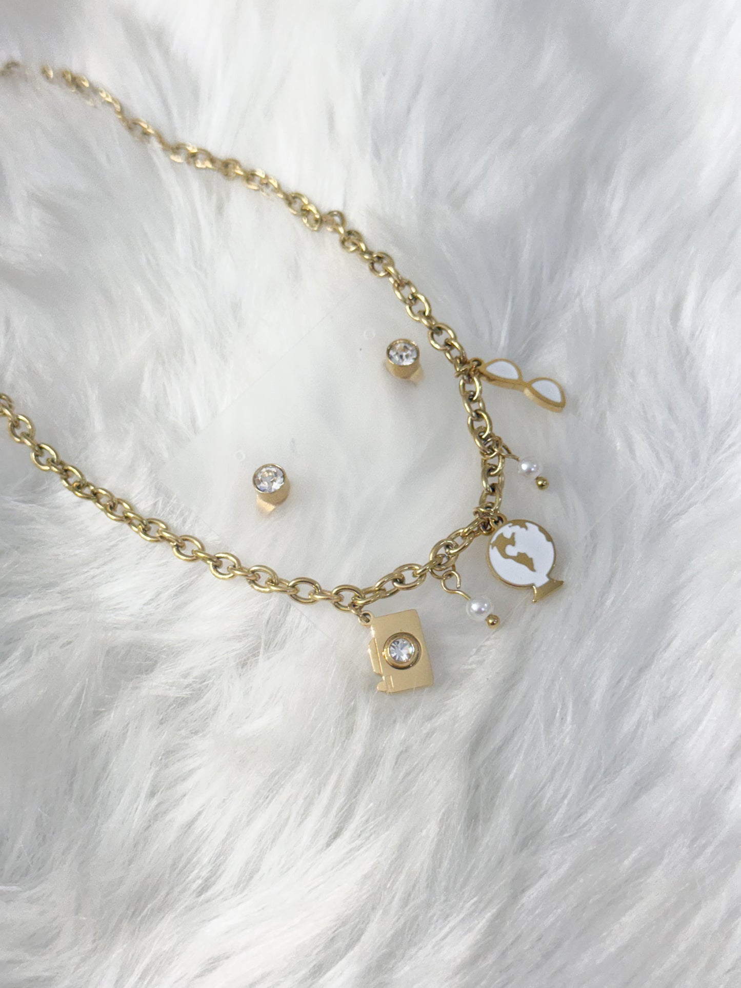 Love Travel Set (Stainless Steel) incluye pantallas