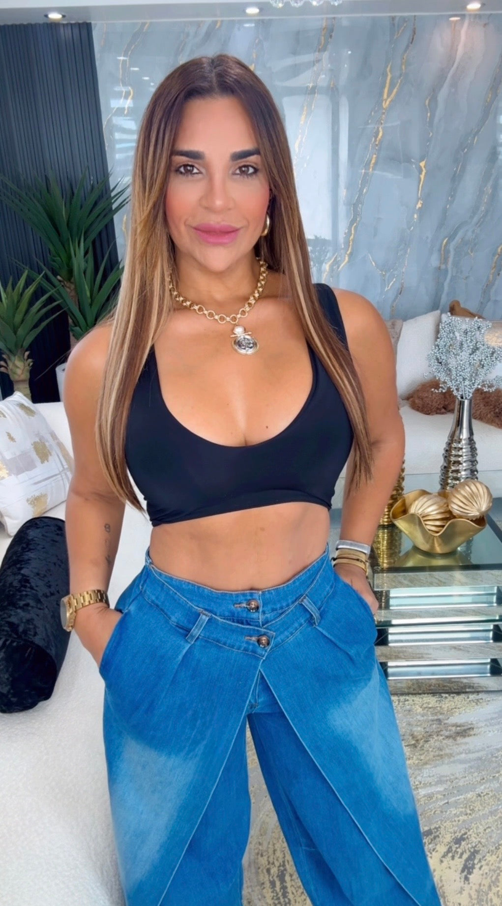Dynamic Black Top