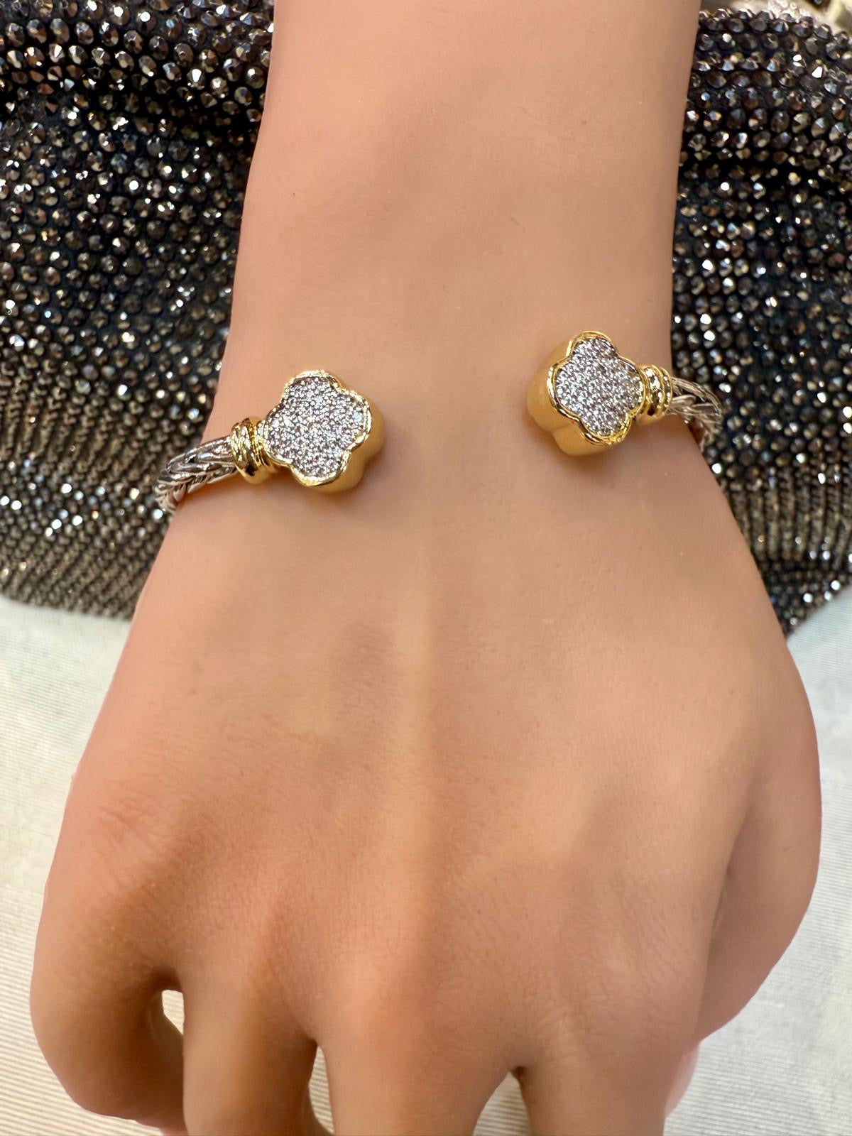 Folly Shine Gold Clovers (Gold Plated) (Two Tones)