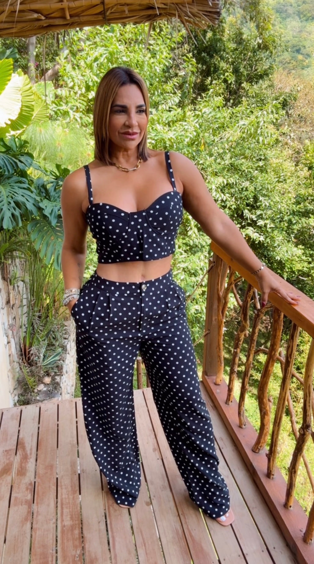 Santa Teresa Black Polka Dots Set (el top tiene elástico en la parte superior trasera) utilicé talla Médium