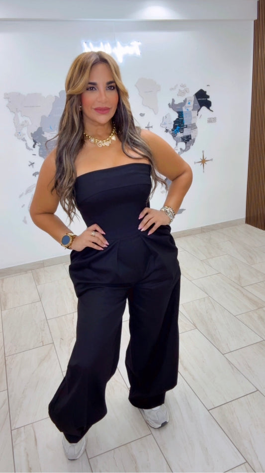 Restock U.S Black Jumpsuit , llegan el próximo miércoles (utilicé talla M)