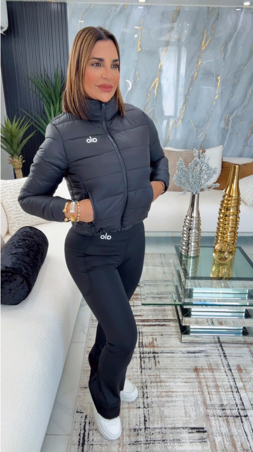 Alo Black Coat(jacket) Set. Utilicé talla Médium