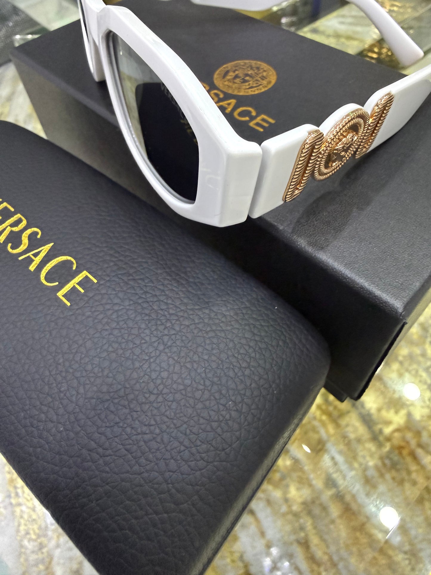 Versa White Sunglasses(Kit completo)