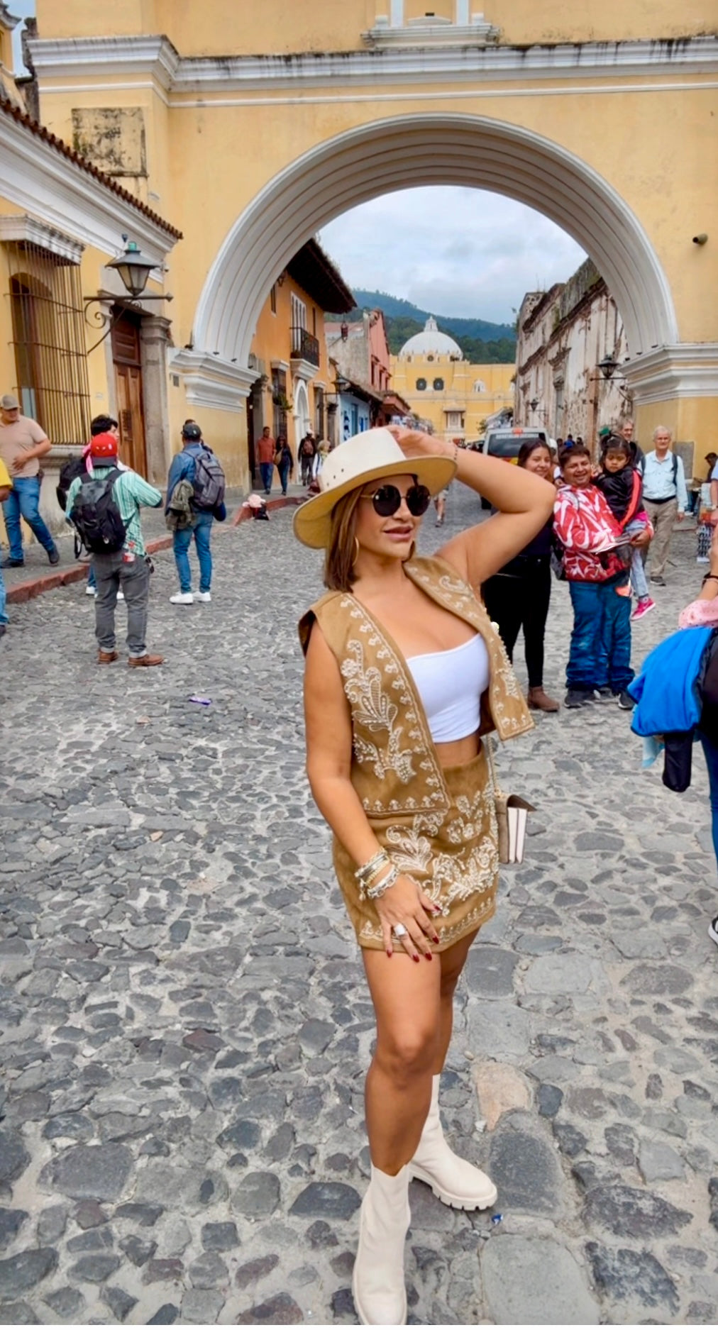 Antigua Guatemala Mocha Skort Set (falda pantalón) utilicé talla Small, puedes bajar una talla