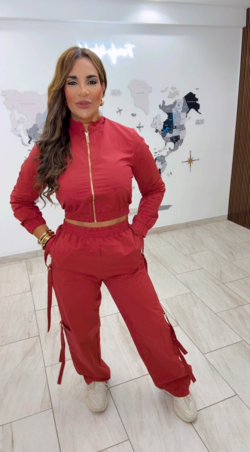 Jinan Burgundy Set (stretch) puedes bajar una talla