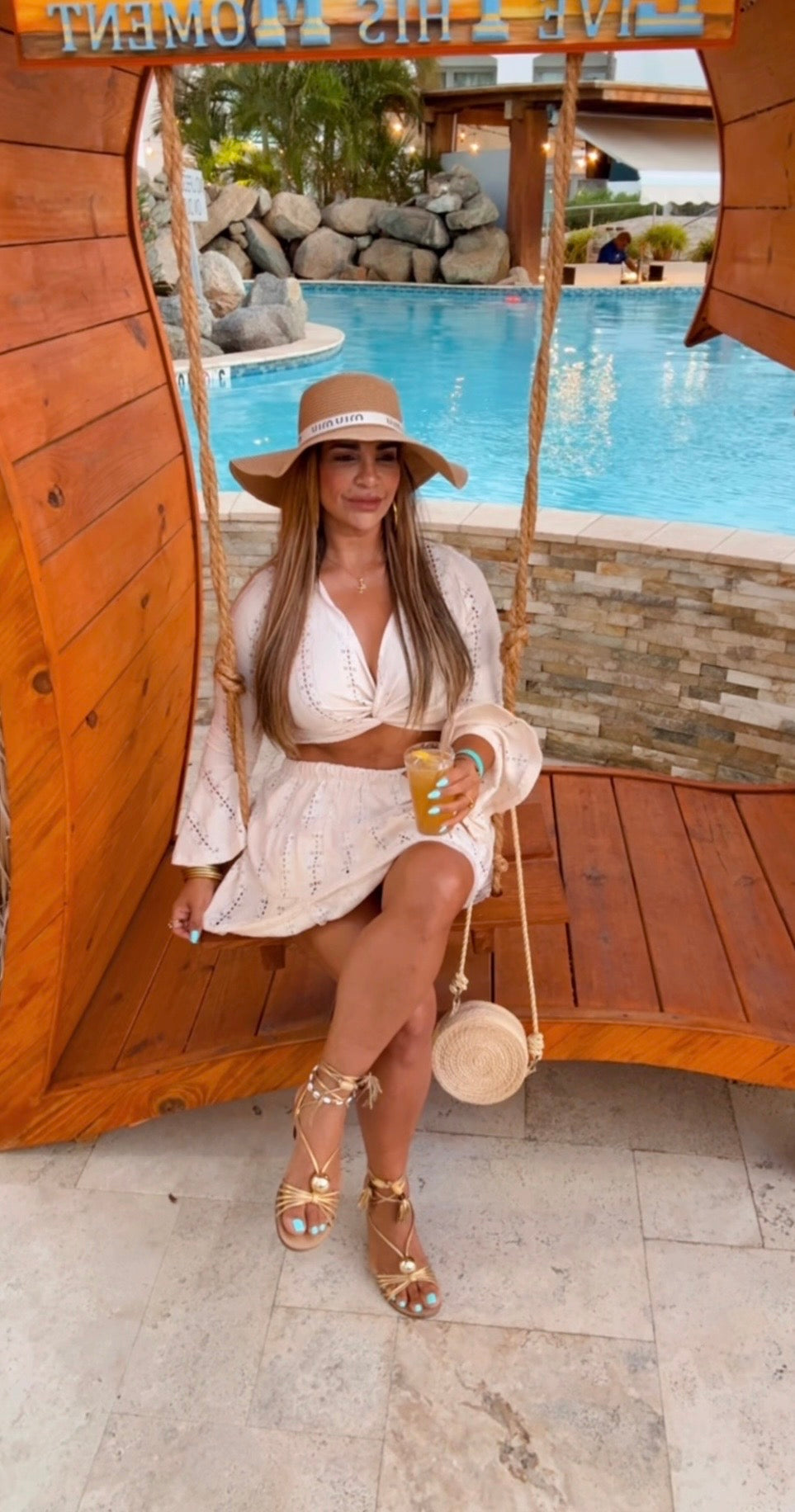 Antillas beige Crochet Skirt Set (spandex)