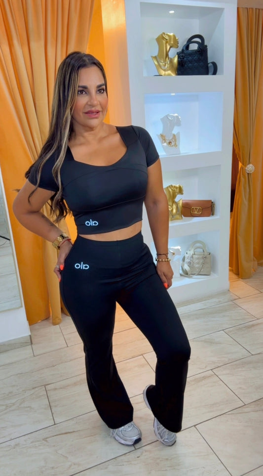 Black Alo Pant (solo pantalón ) (tiene control de abdomen y levantamiento de glúteos) stretch