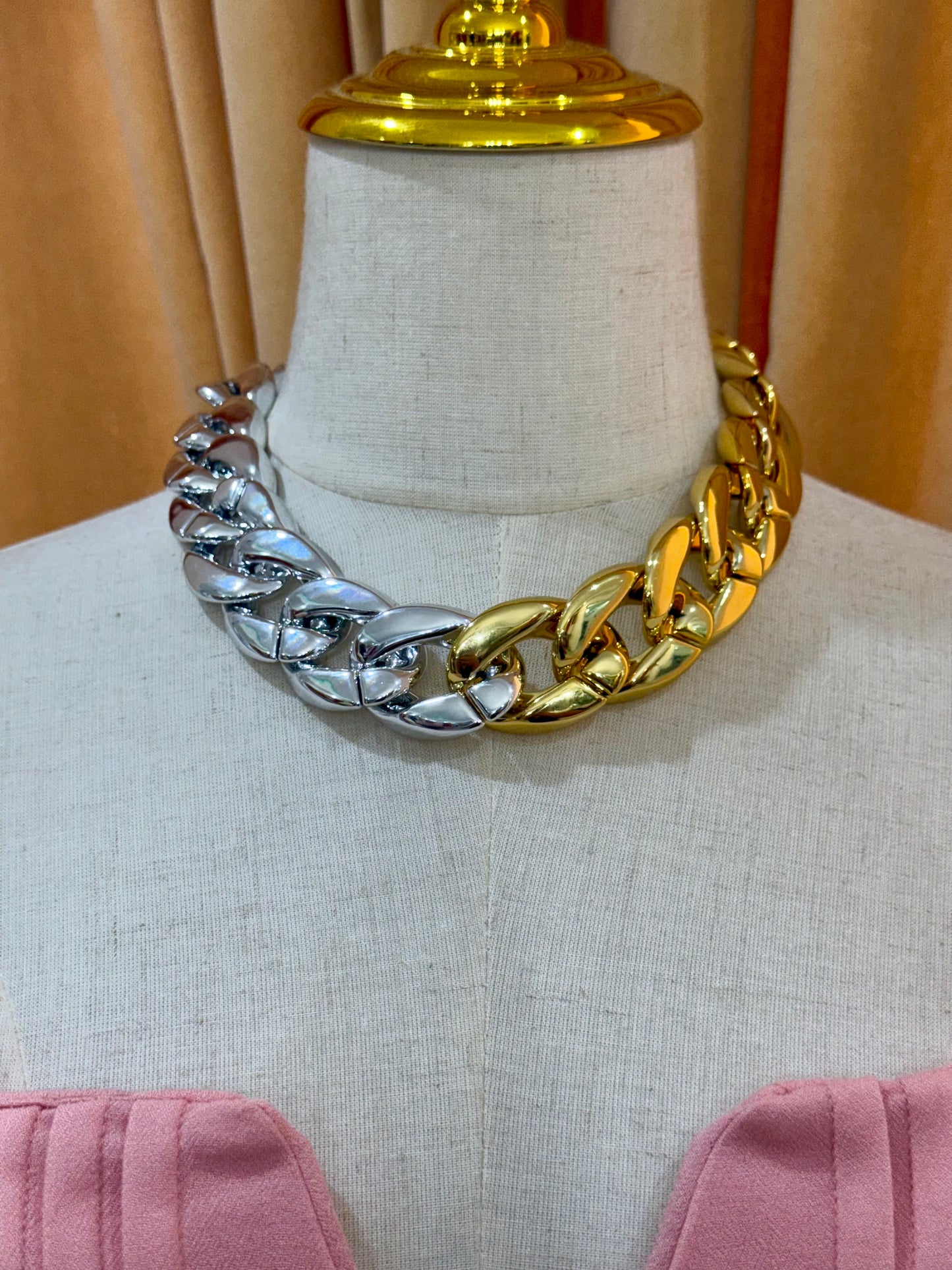 Acrylic Two Tones Necklace
