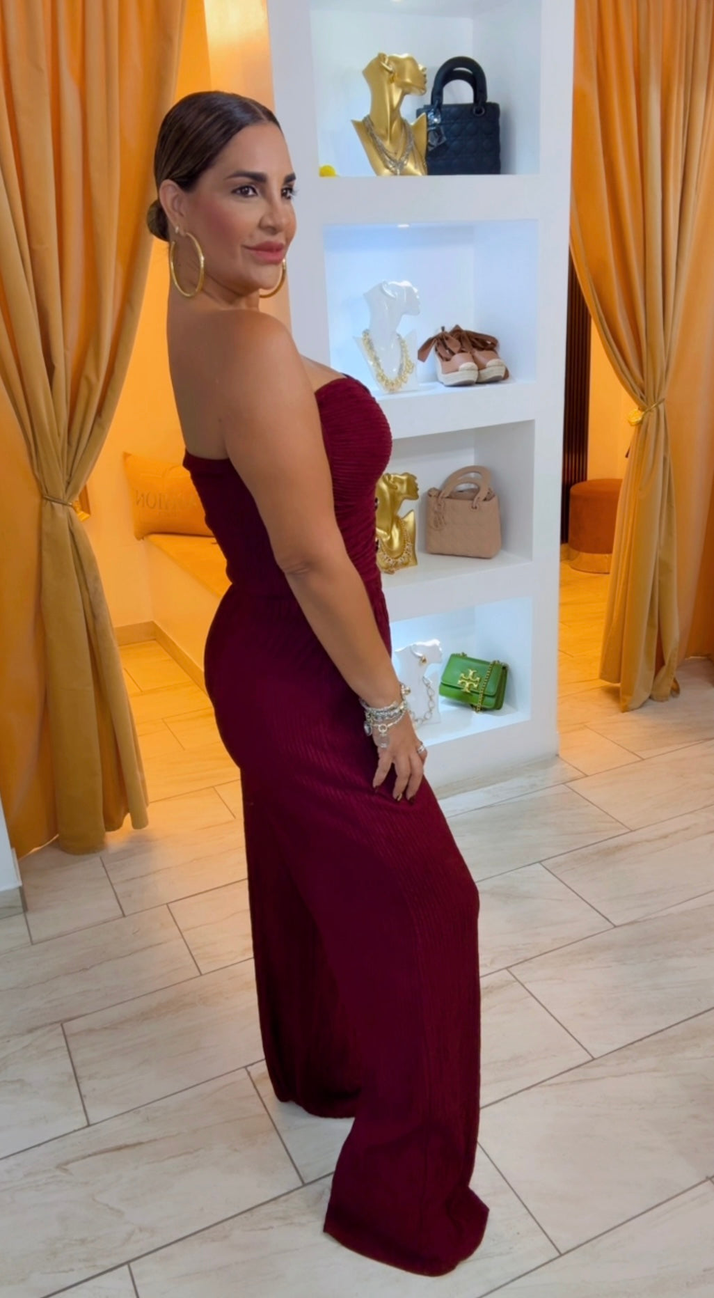 Palomino Burgundy Set (stretch)