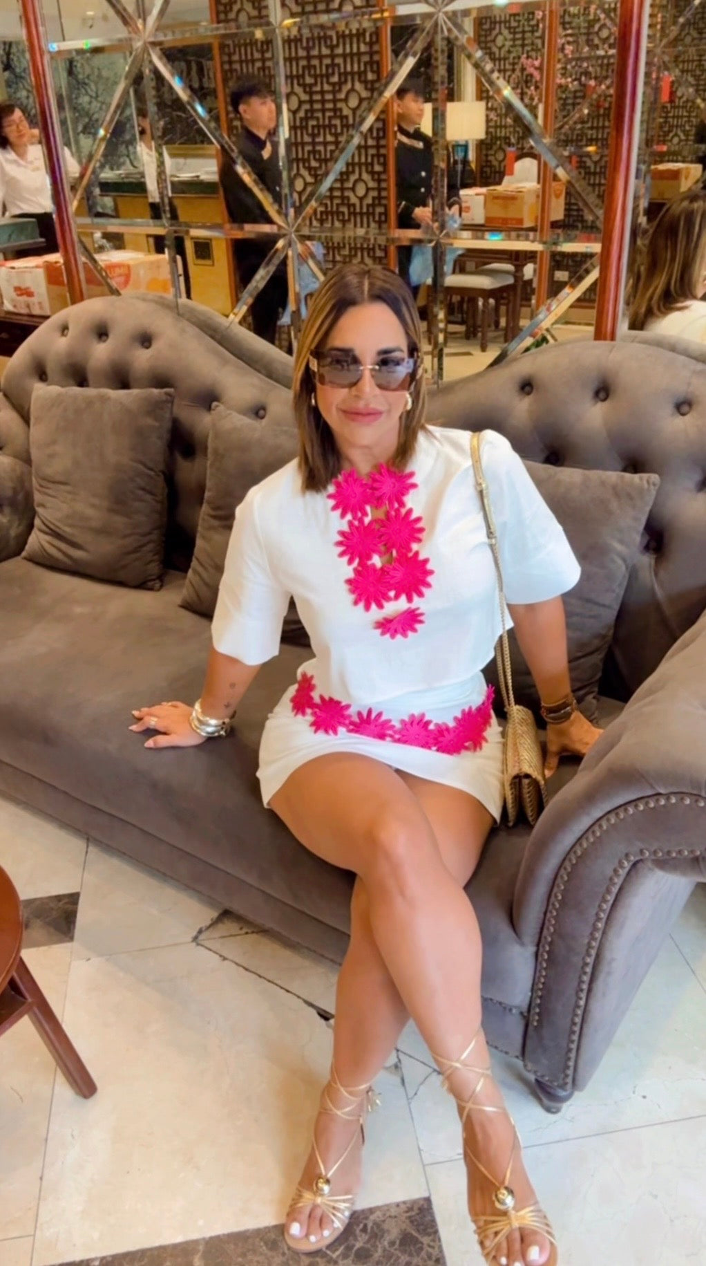 Pink Flowers White Skirt Set (Trae short integrado) utilicé talla Small