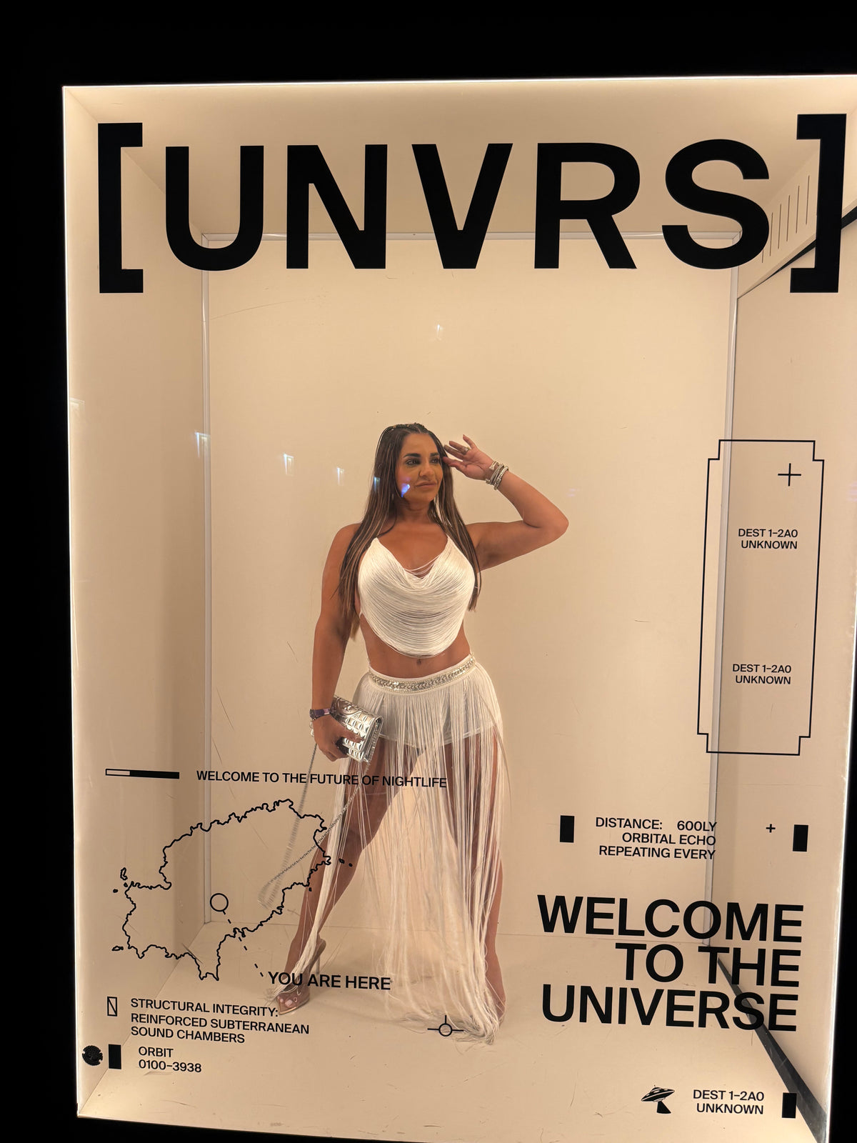 Universe Fringes White 3 Pieces Set (spandex)