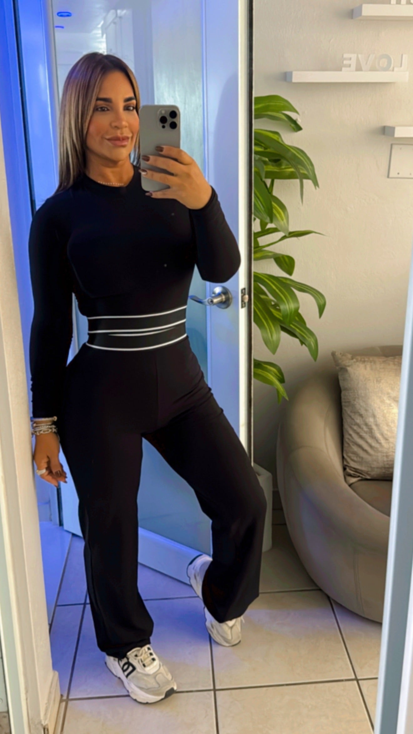 Restock Moscow Black Set (stretch) llegan el sábado