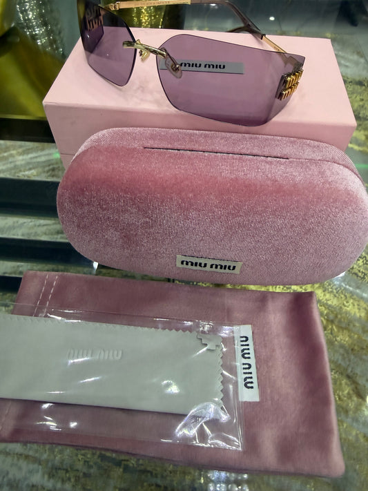 Restock Miu Pink Sunglasses (Kit Completo)Llegan el 20 de Junio