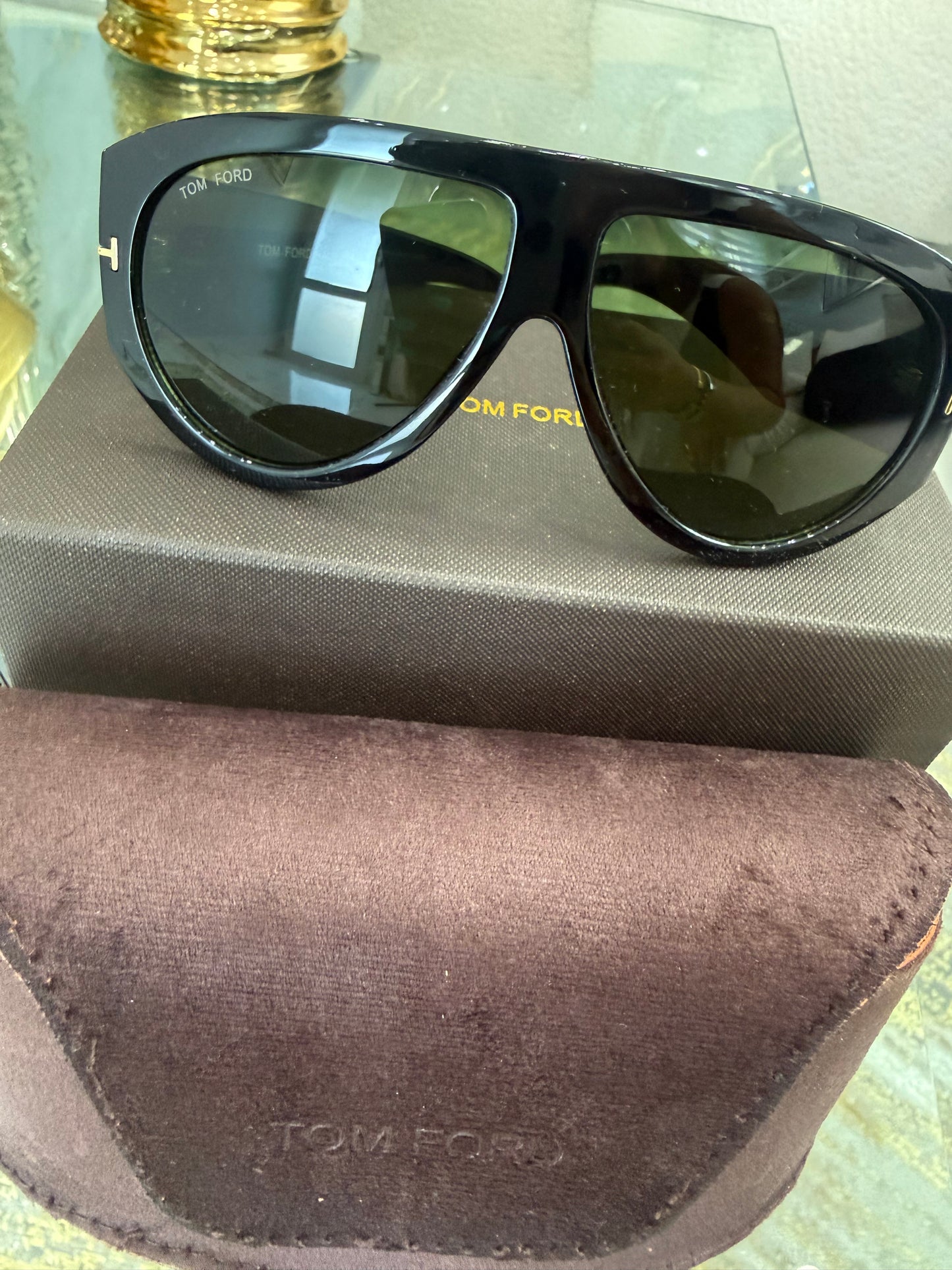 Restock TFord Black Sunglasses (Kit Completo) Llegan el 20 de Junio
