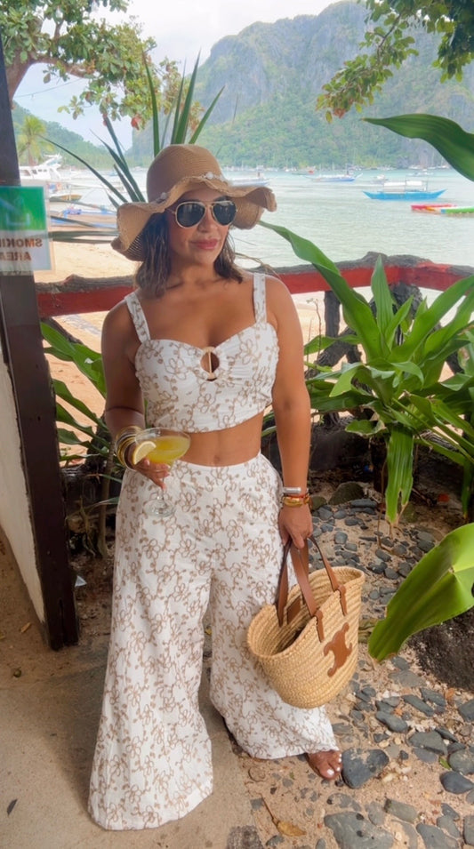 Filipina White & Gold Lino Set (spandex)