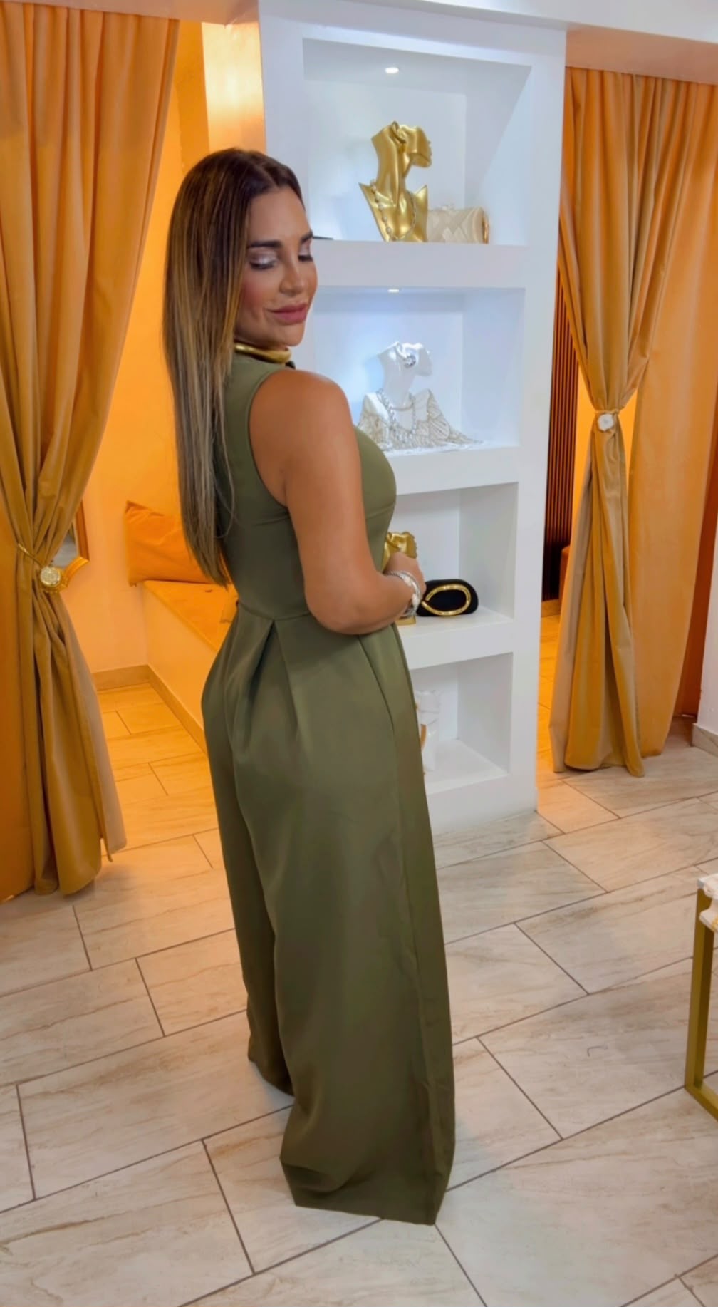 Camagüey Olive Green Jumpsuit(utilicé M)
