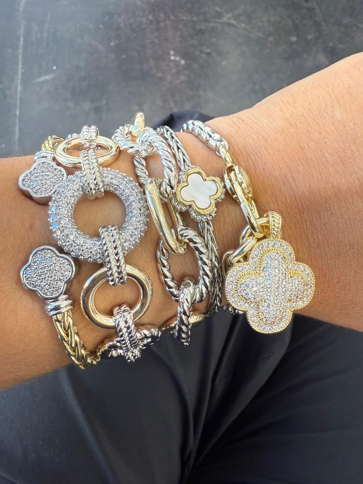 Folly Shine Two Clovers Bracelet (Gold Plated) (Two Tones)