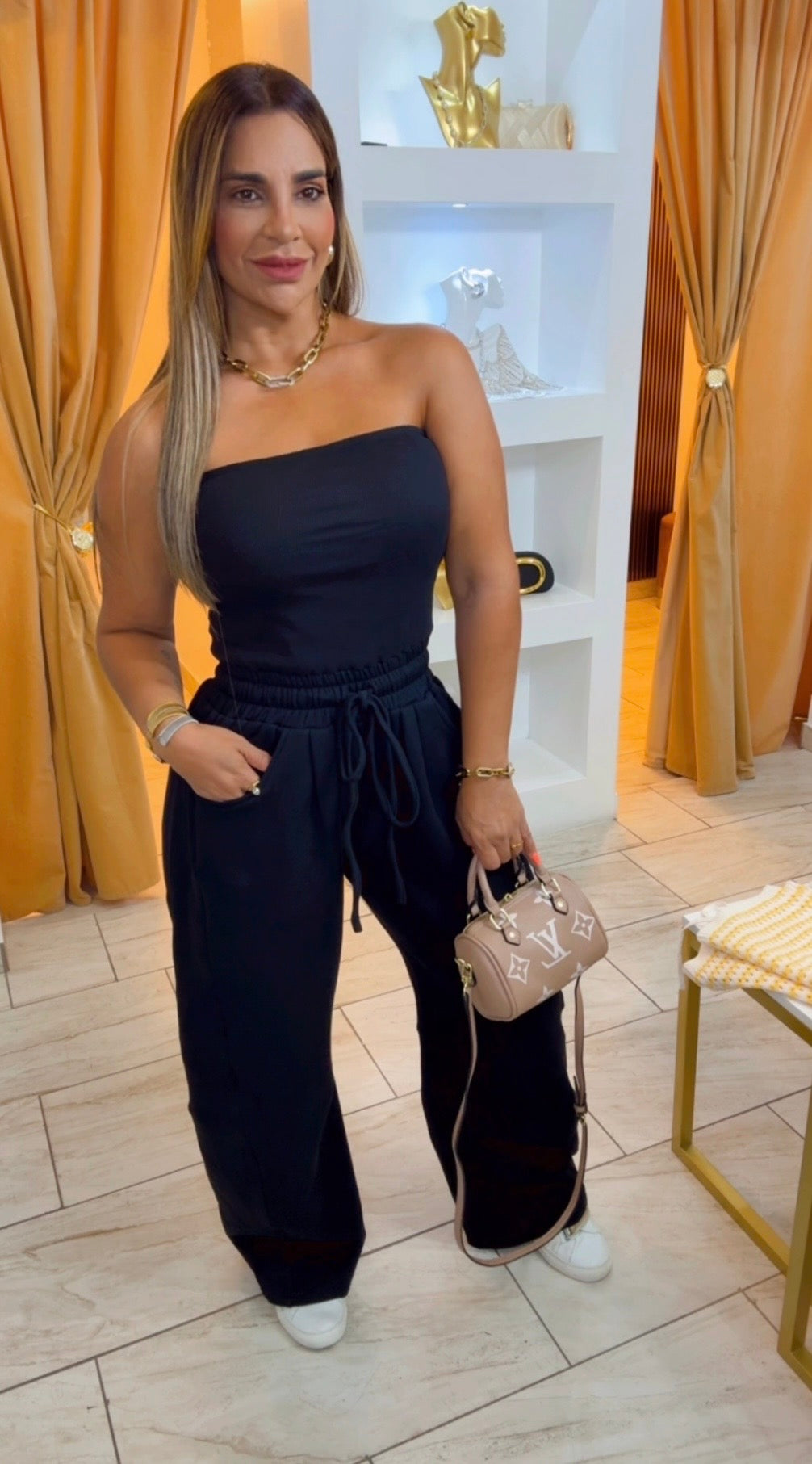 Montreal Black Jumpsuit (spandex) utilicé talla Small