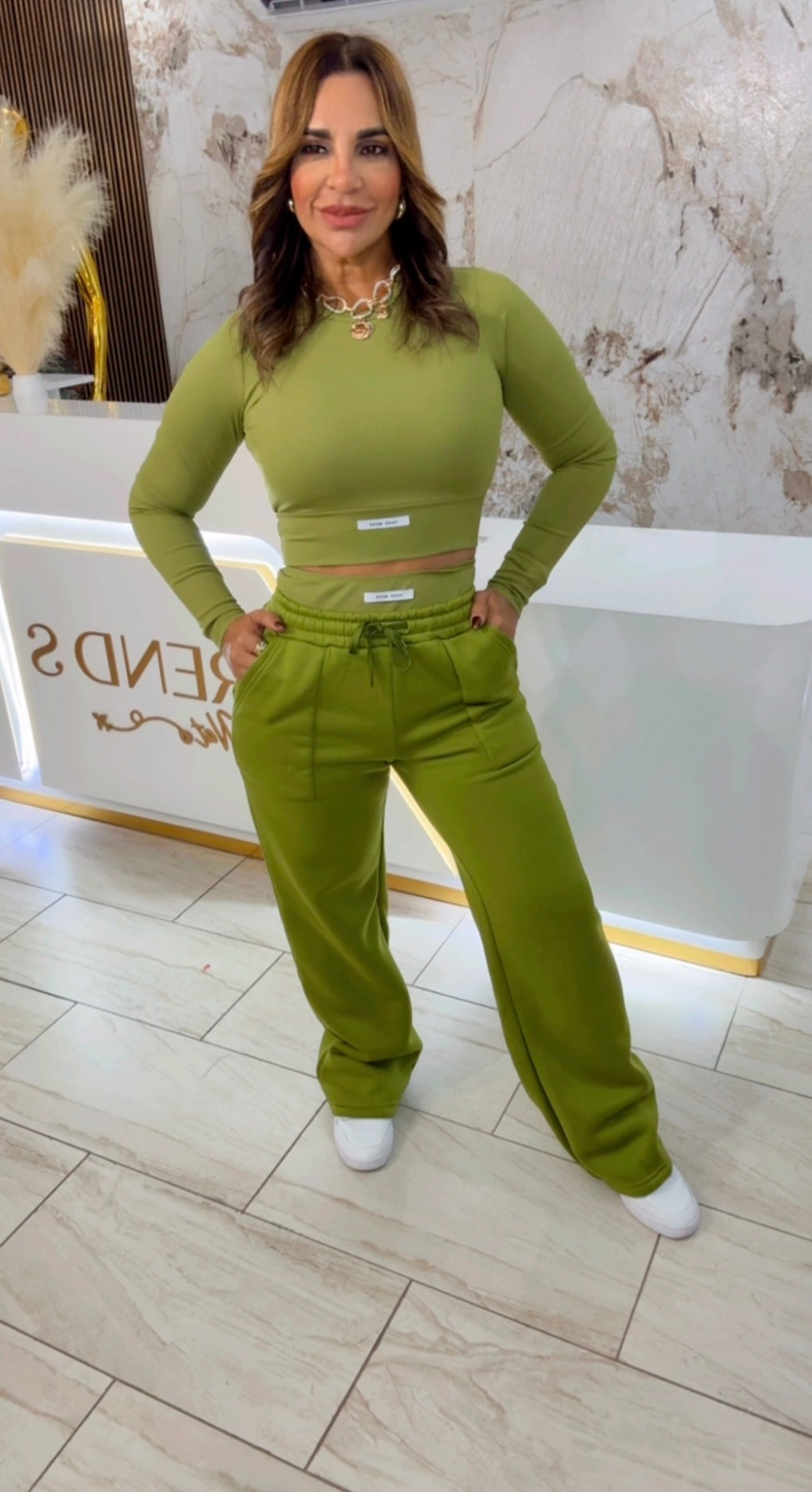 Hand Made Green Set (stretch) utilicé talla M