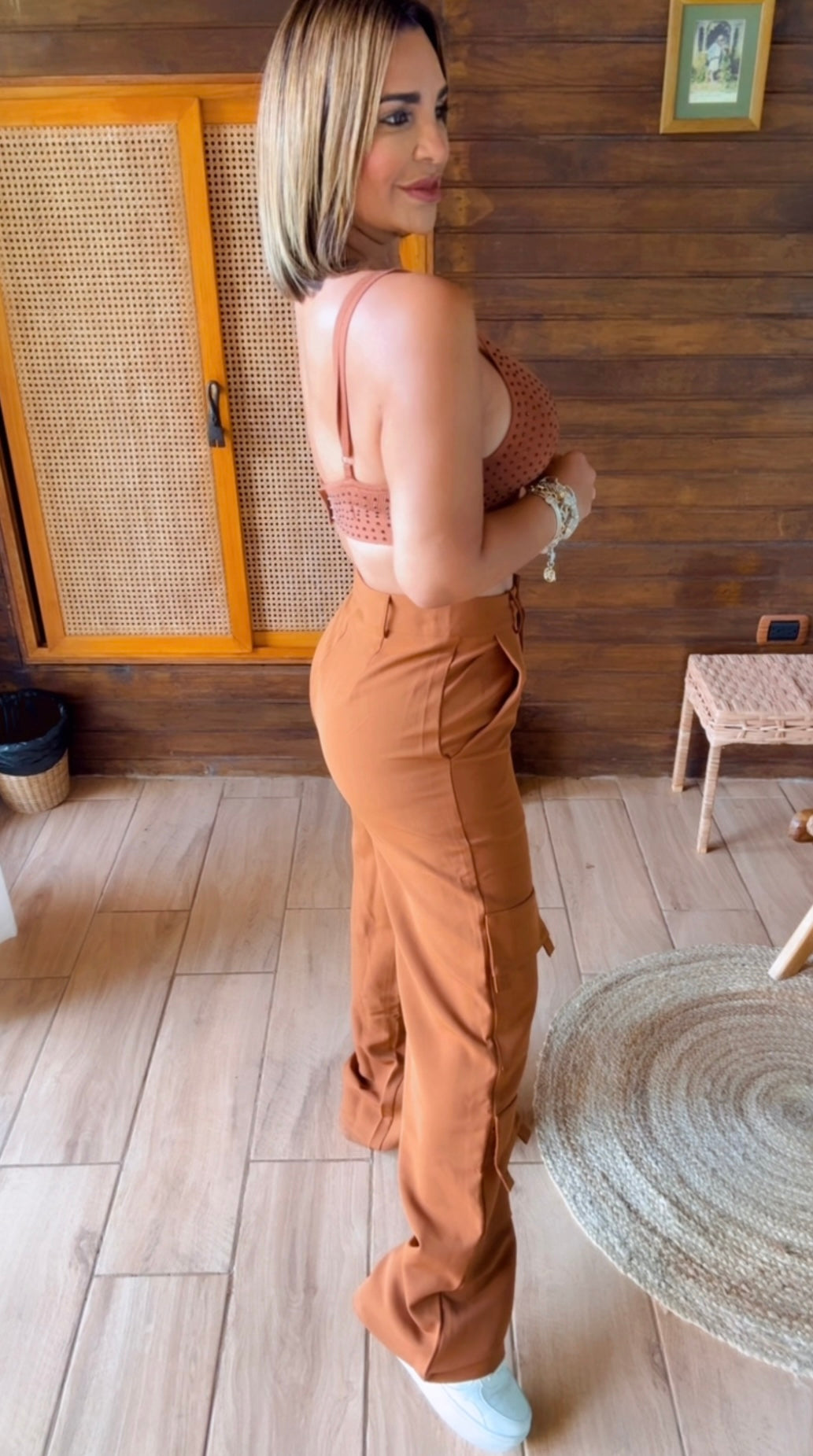 America Terracotta Cargo Pant (corre al size) utilicé talla M