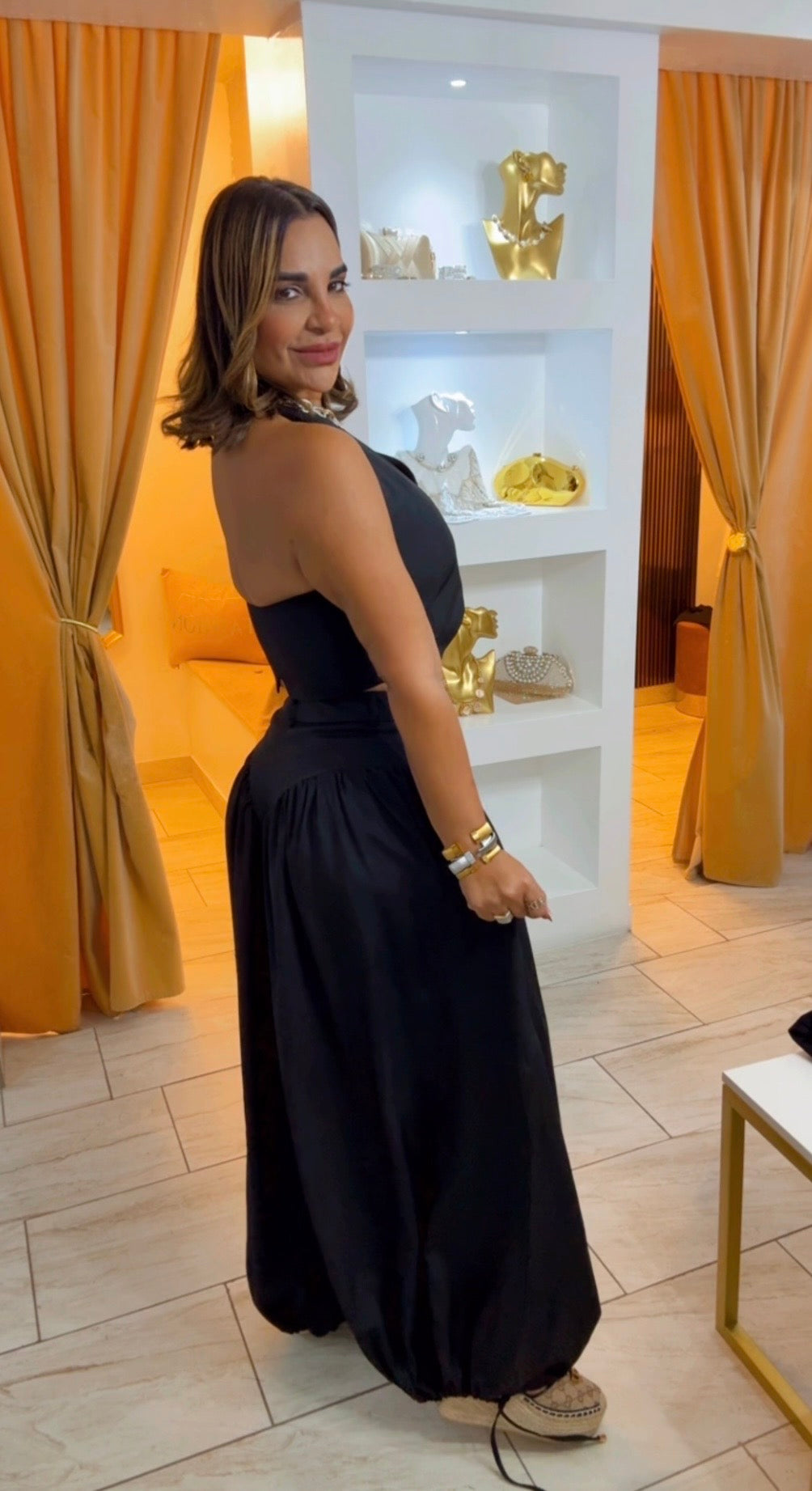 Boca chica Black Set (corre grande) utilicé talla Small